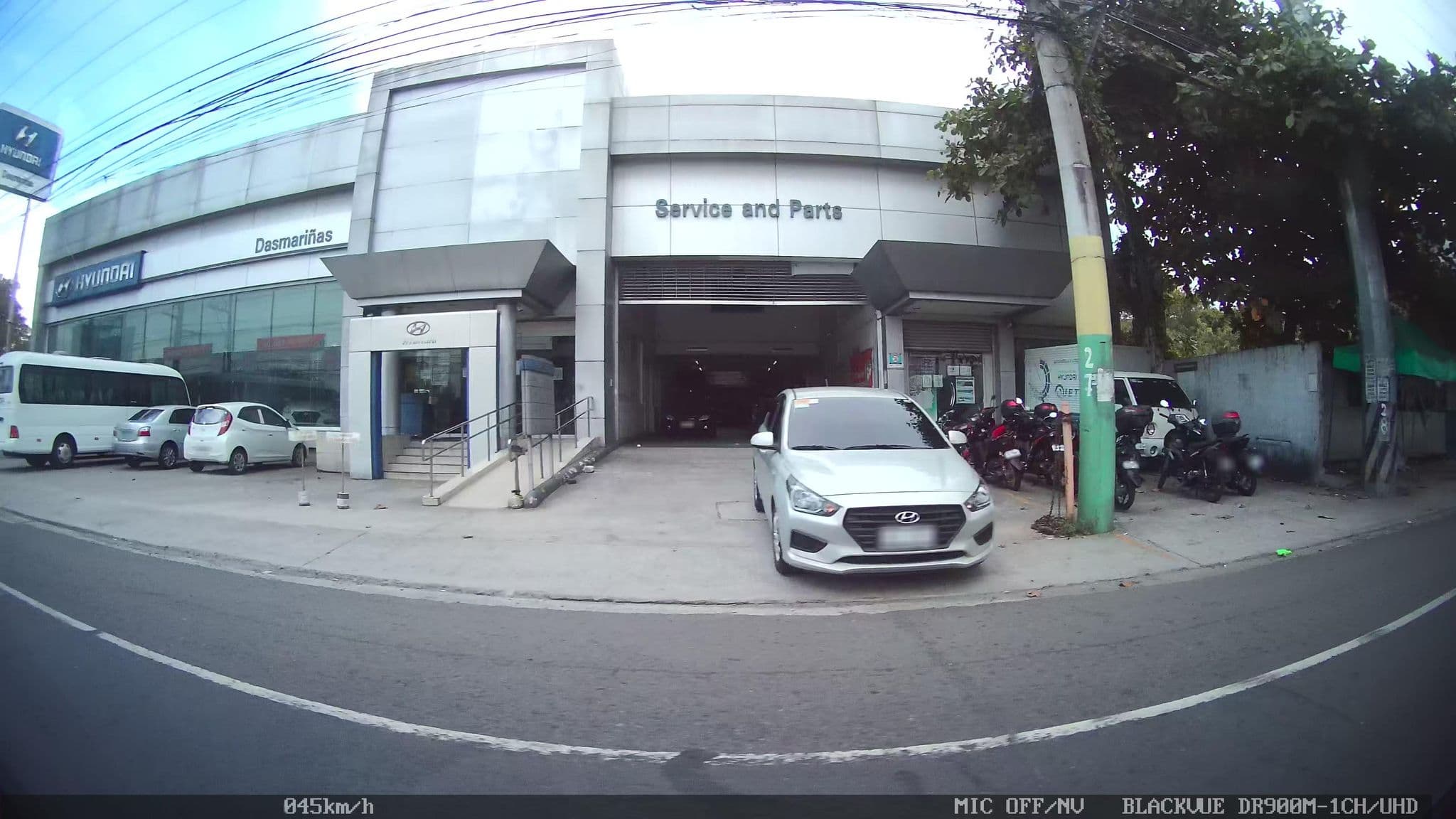 Street view near Chula Vista Inn, Dasmariñas — © kaart_4 (CC BY-SA · Mapillary)