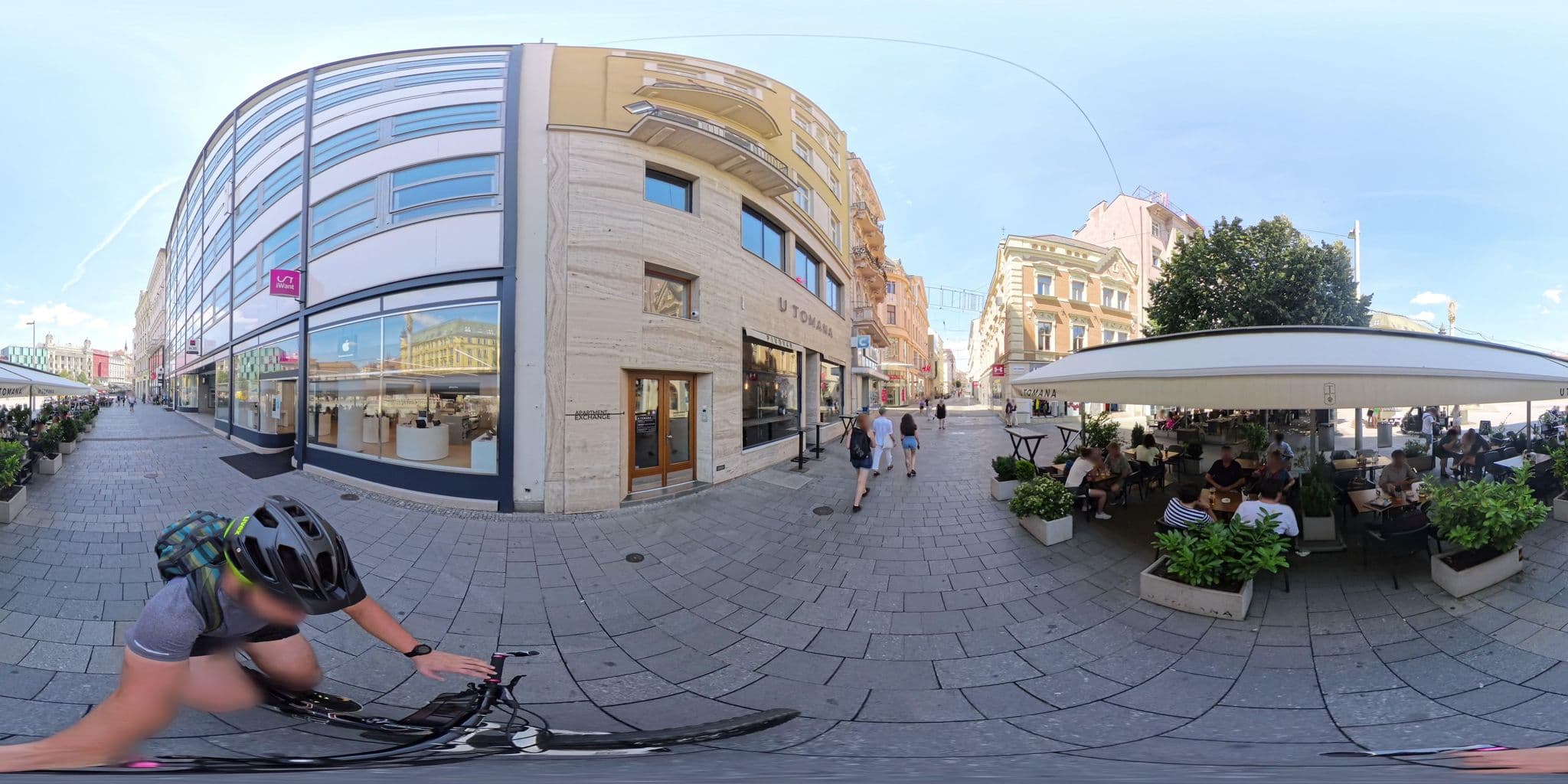 Street view near U Tomana, Brno — © DNL852 (CC BY-SA · Mapillary)