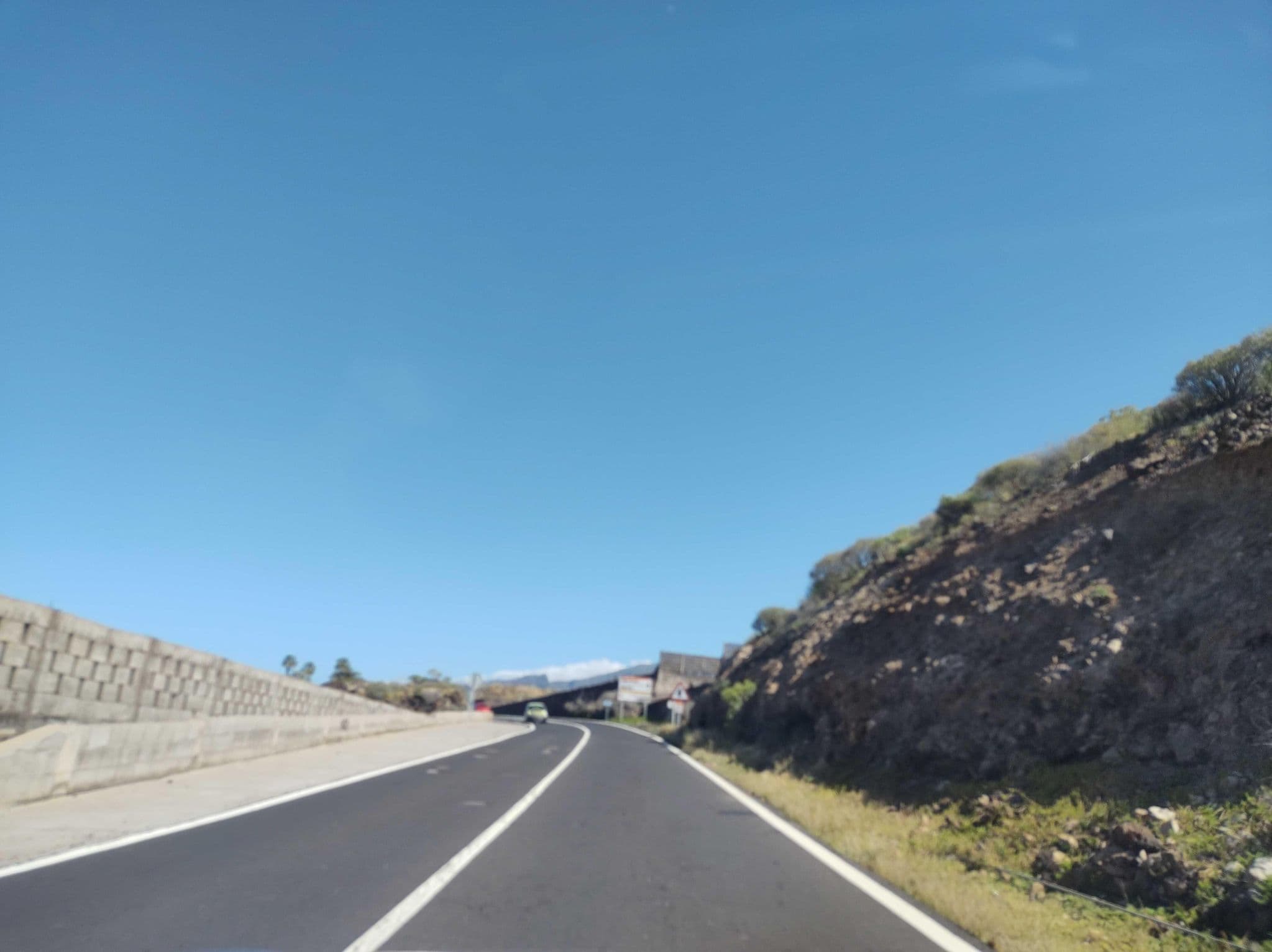 Street view near Hotel Barceló Varadero, Los Gigantes — © thetornado76 (CC BY-SA · Mapillary)