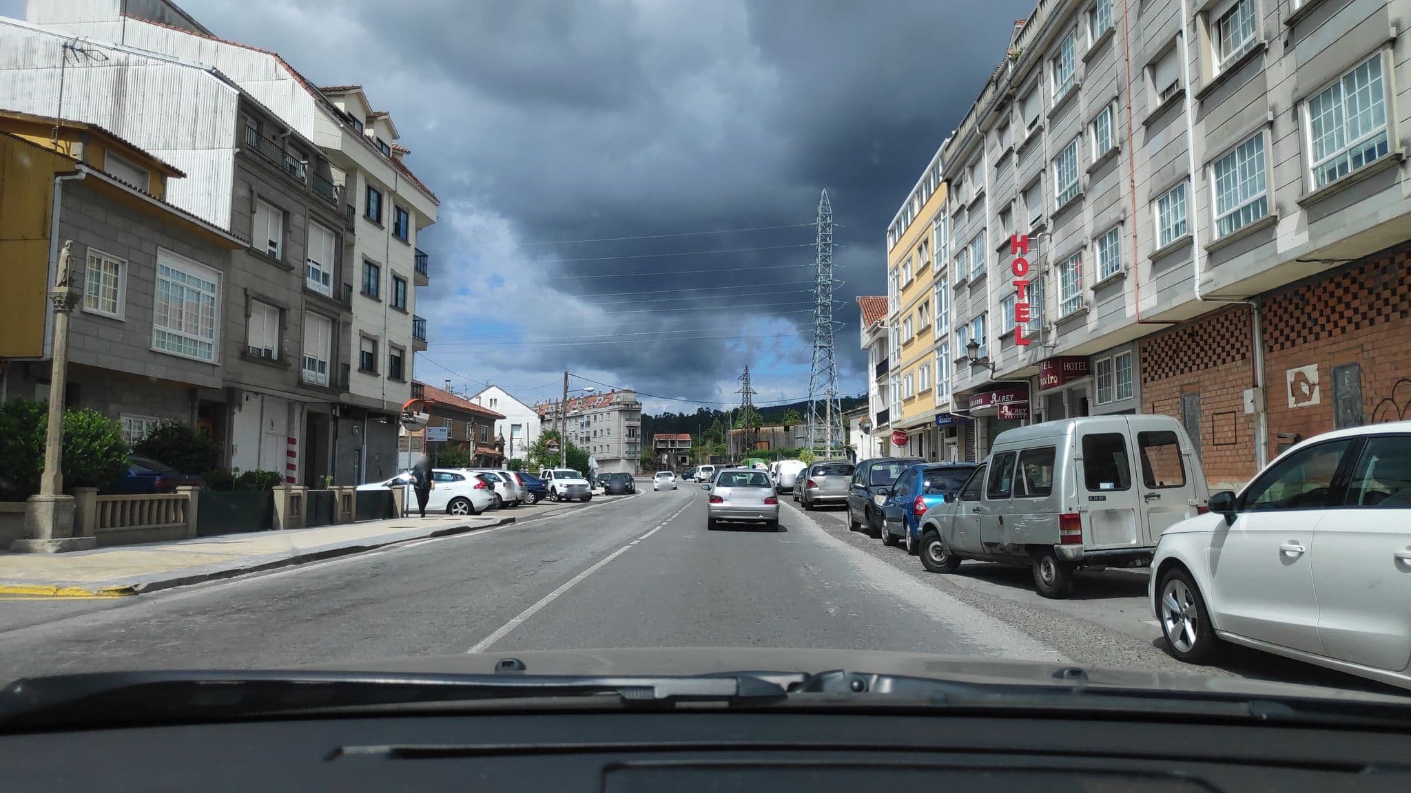 Street view near Hotel O Cruceiro, Caldas de Reis — © polkillas (CC BY-SA · Mapillary)