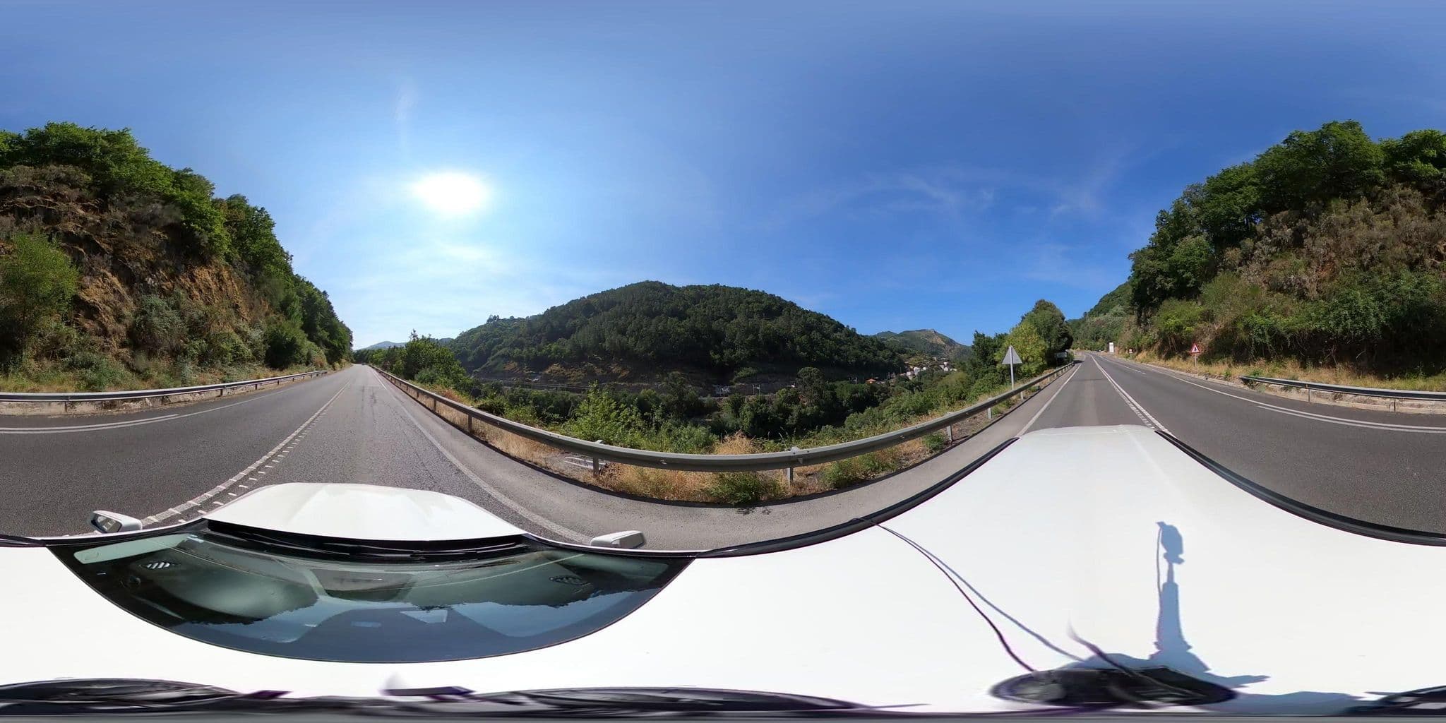 Street view near Casal das Bouzas, Nogueira de Ramuín — © sanjorgepinho (CC BY-SA · Mapillary)
