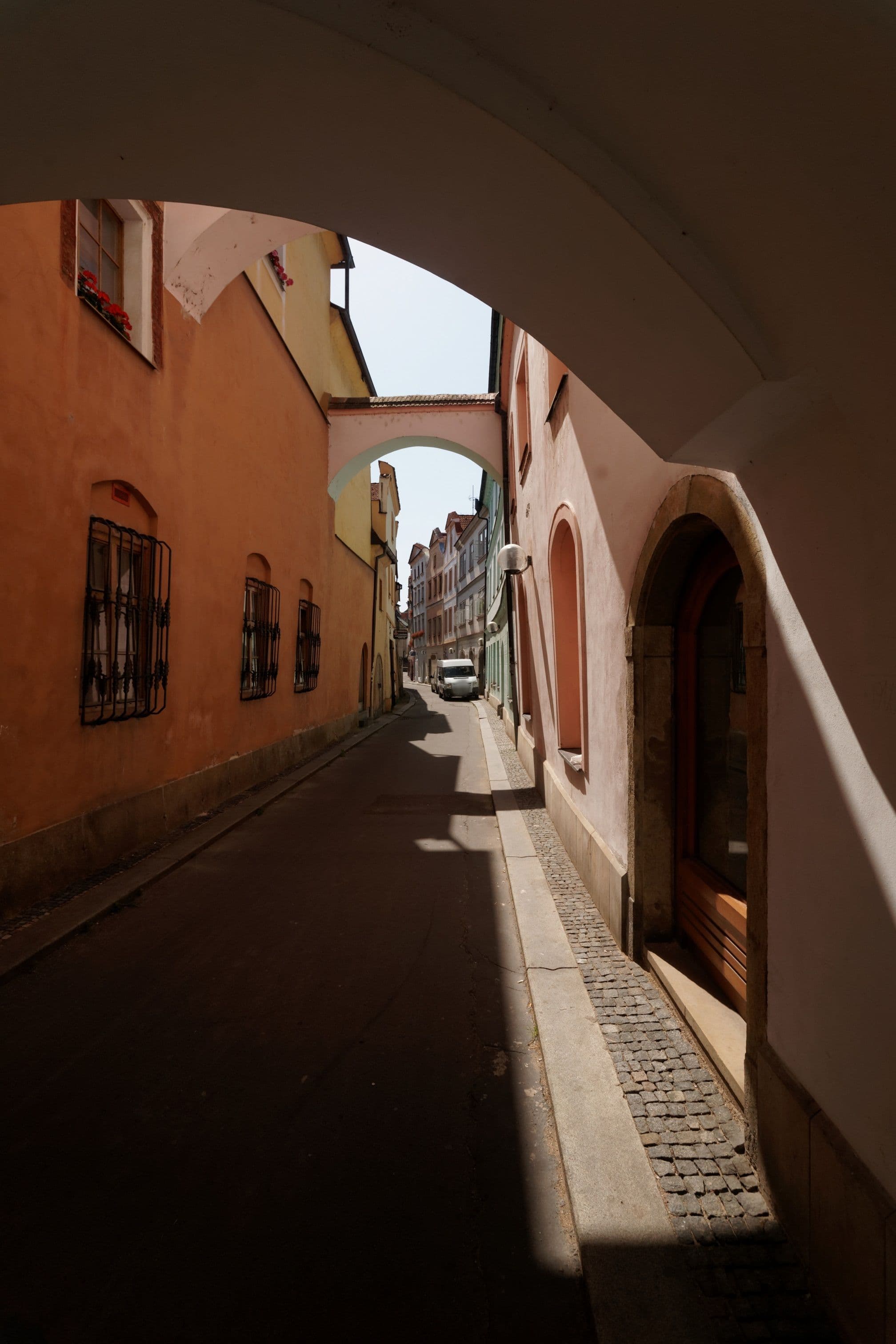 Street view near Hotel Zámecká 17, Pardubice — © txllxt (CC BY-SA · Mapillary)