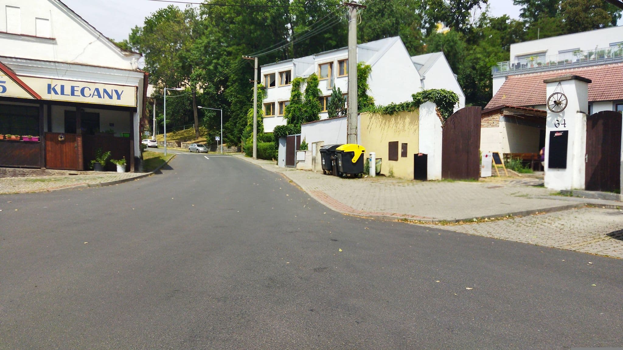 Street view near U sv. Václava, Klecany — © changchun1 (CC BY-SA · Mapillary)