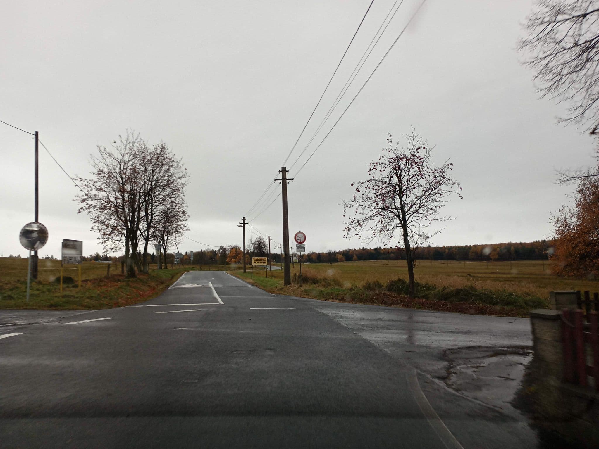 Street view near Hřebenová Bouda, Jílové — © atze02 (CC BY-SA · Mapillary)