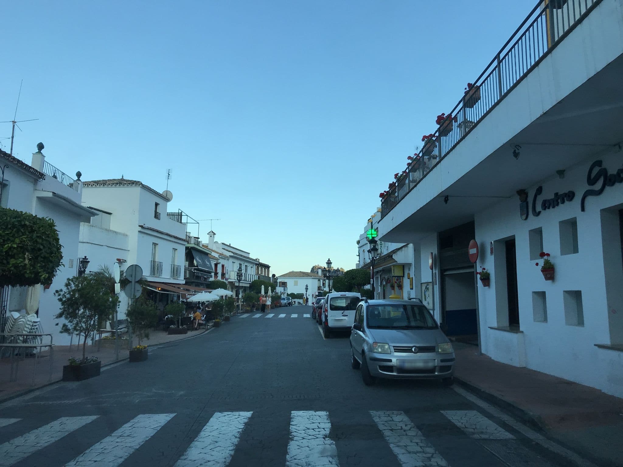 Street view near La Niña Resort, Benahavís — © ottor (CC BY-SA · Mapillary)