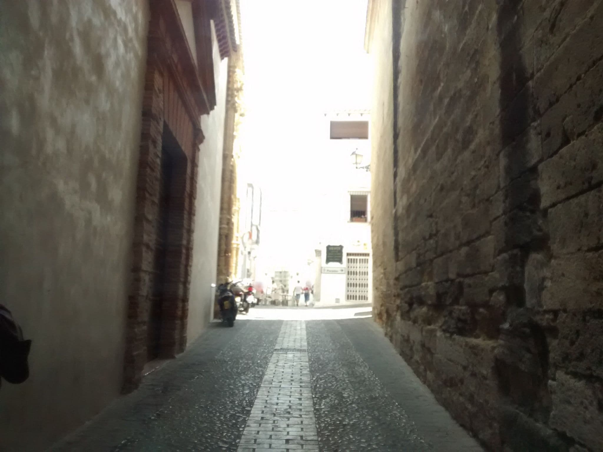 Street view near Casa Jaruf, Arcos de la Frontera — © egofer (CC BY-SA · Mapillary)