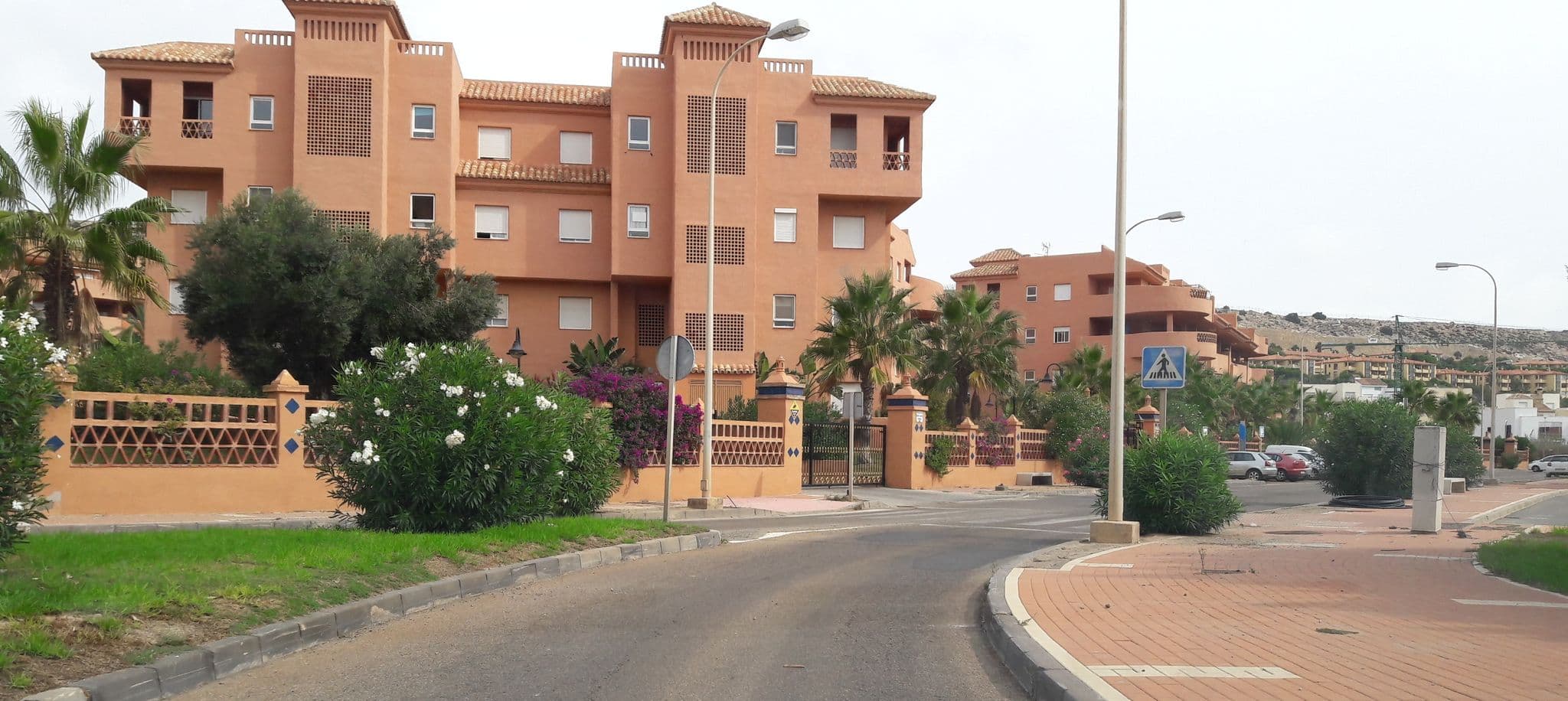 Street view near Palm Beach Golf Almerimar, El Ejido — © teddy73 (CC BY-SA · Mapillary)