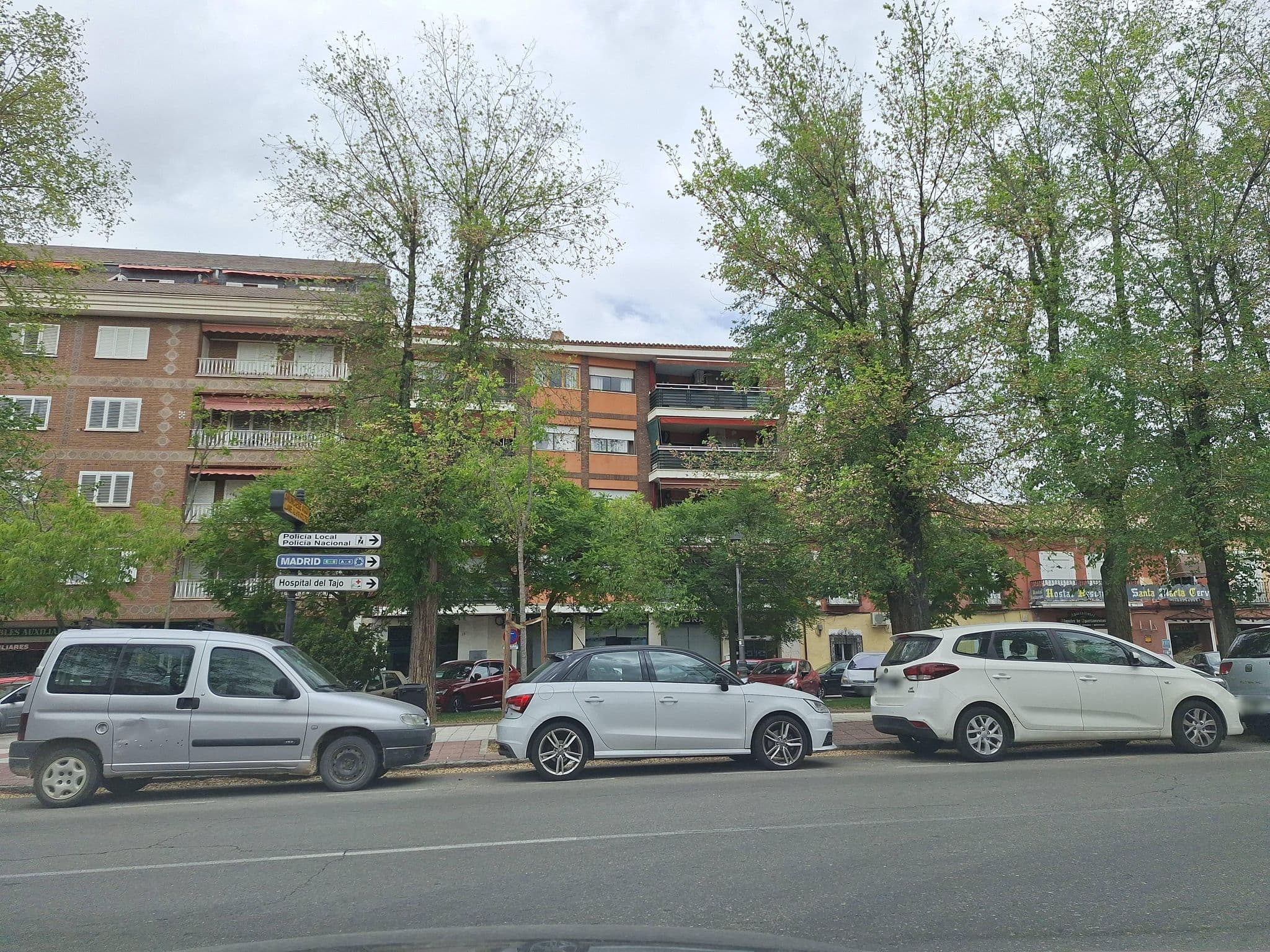 Street view near Hotel Restaurante Real Sitio de Aranjuez, Aranjuez — © Albergarri788 (CC BY-SA · Mapillary)