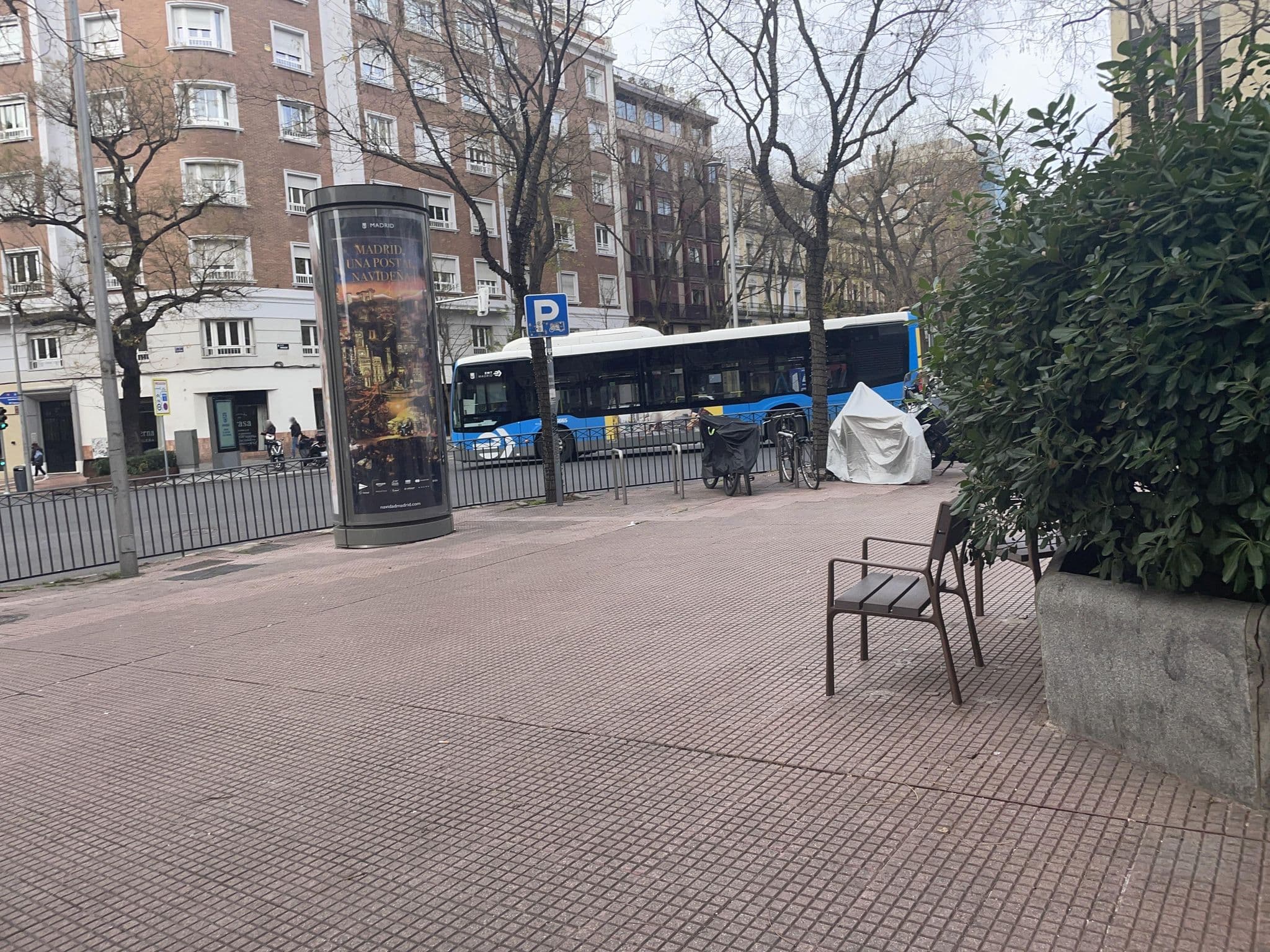 Street view near One Shot Hotels, Trafalgar — © seraq (CC BY-SA · Mapillary)