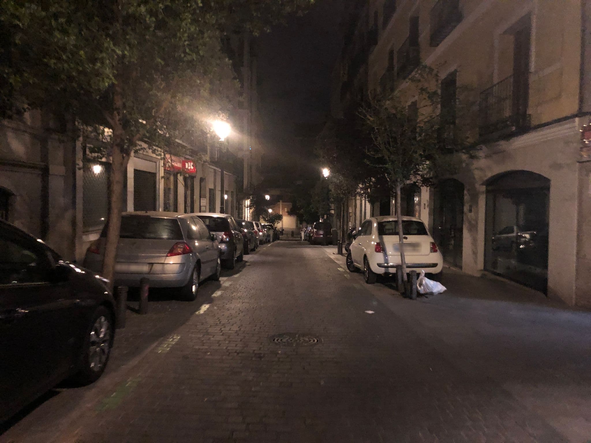 Street view near Hostal Dulcinea, Las Cortes — © jorgesm (CC BY-SA · Mapillary)