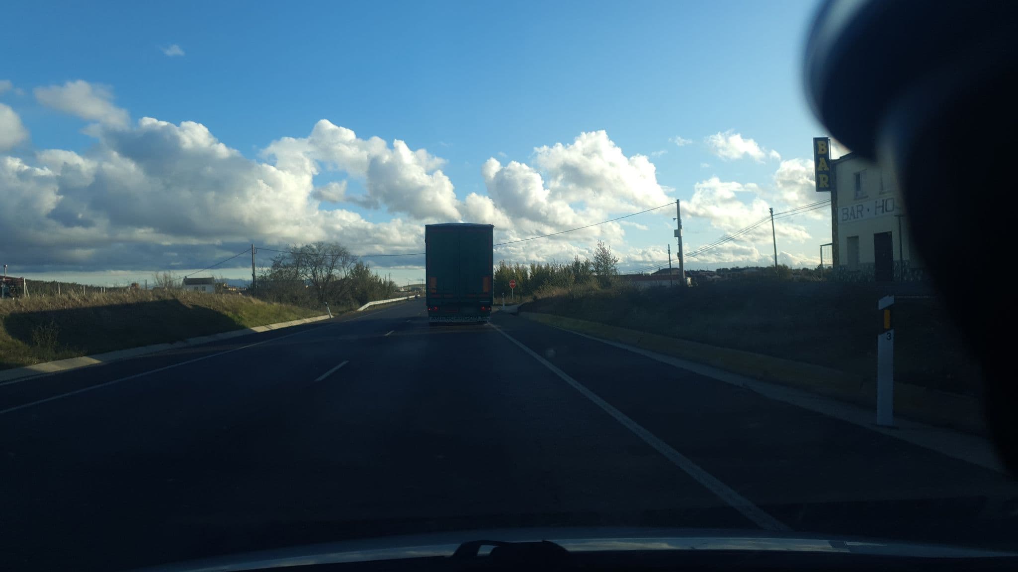 Street view near Hostal La Alegría, Arévalo — © nyk0la3 (CC BY-SA · Mapillary)