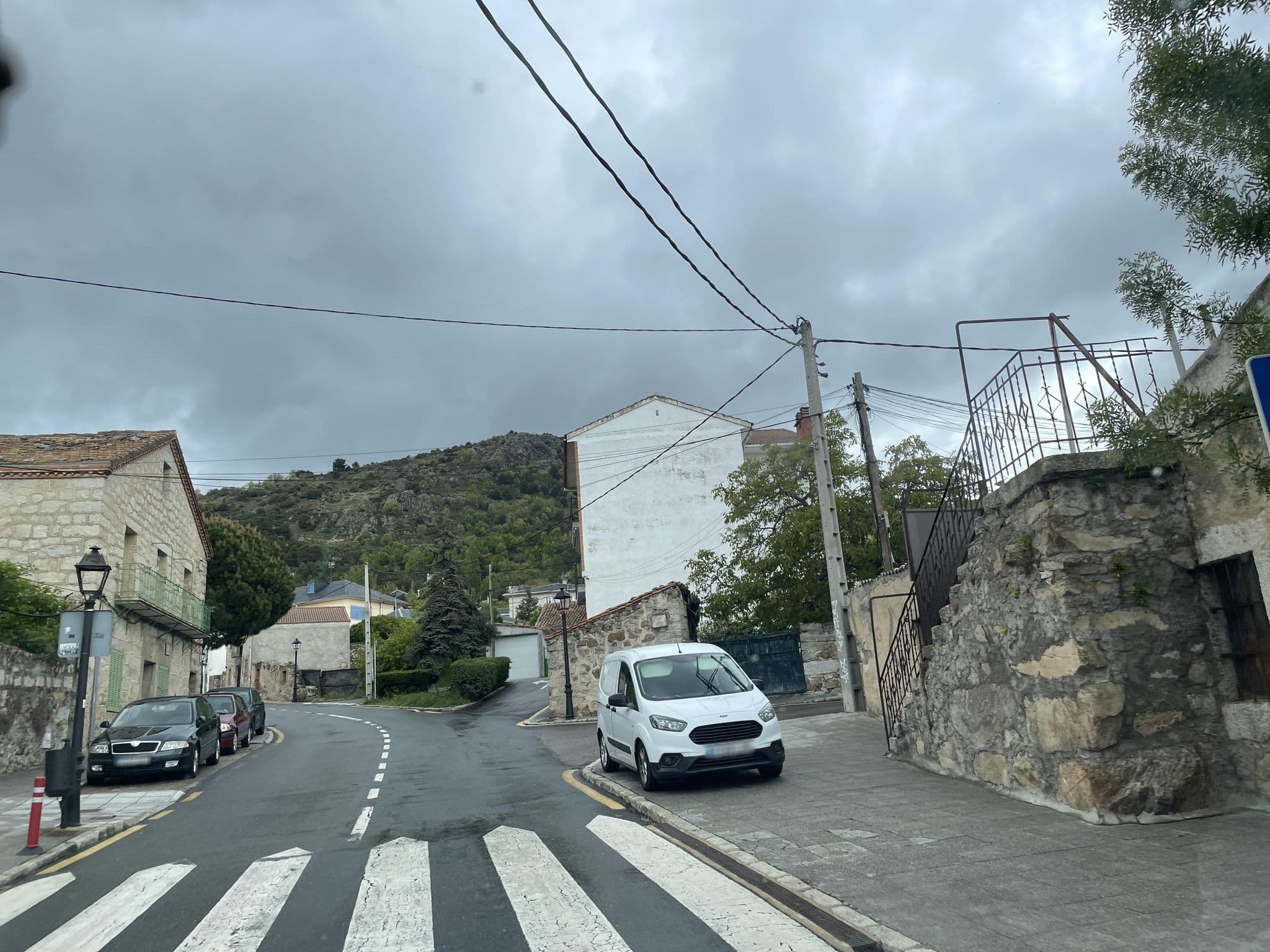 Street view near Hostal Mirasierra, Bustarviejo — © seraq (CC BY-SA · Mapillary)