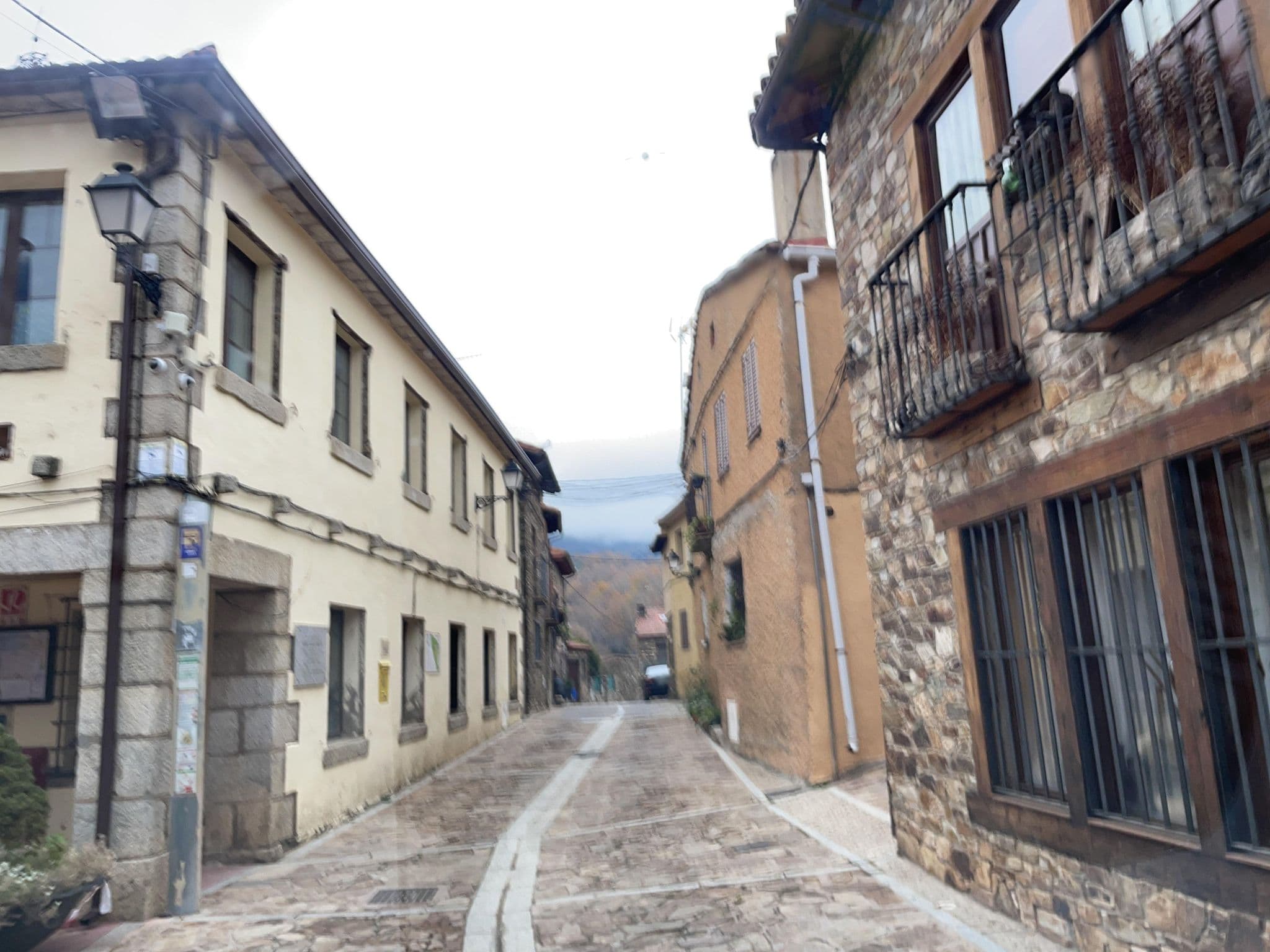 Street view near Madre Terra, Buitrago del Lozoya — © seraq (CC BY-SA · Mapillary)