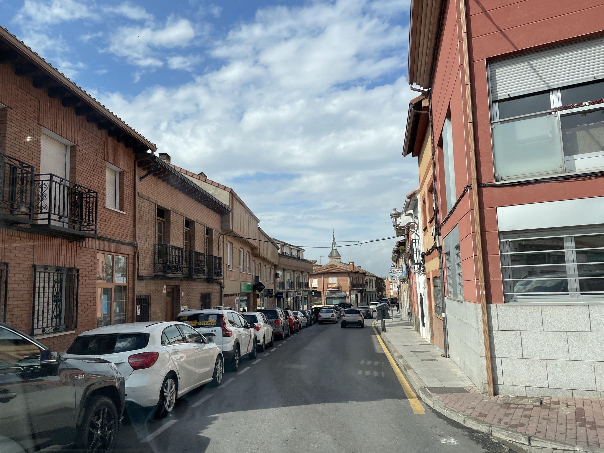 Street view near Hotel Algete Madrid, Algete — © seraq (CC BY-SA · Mapillary)