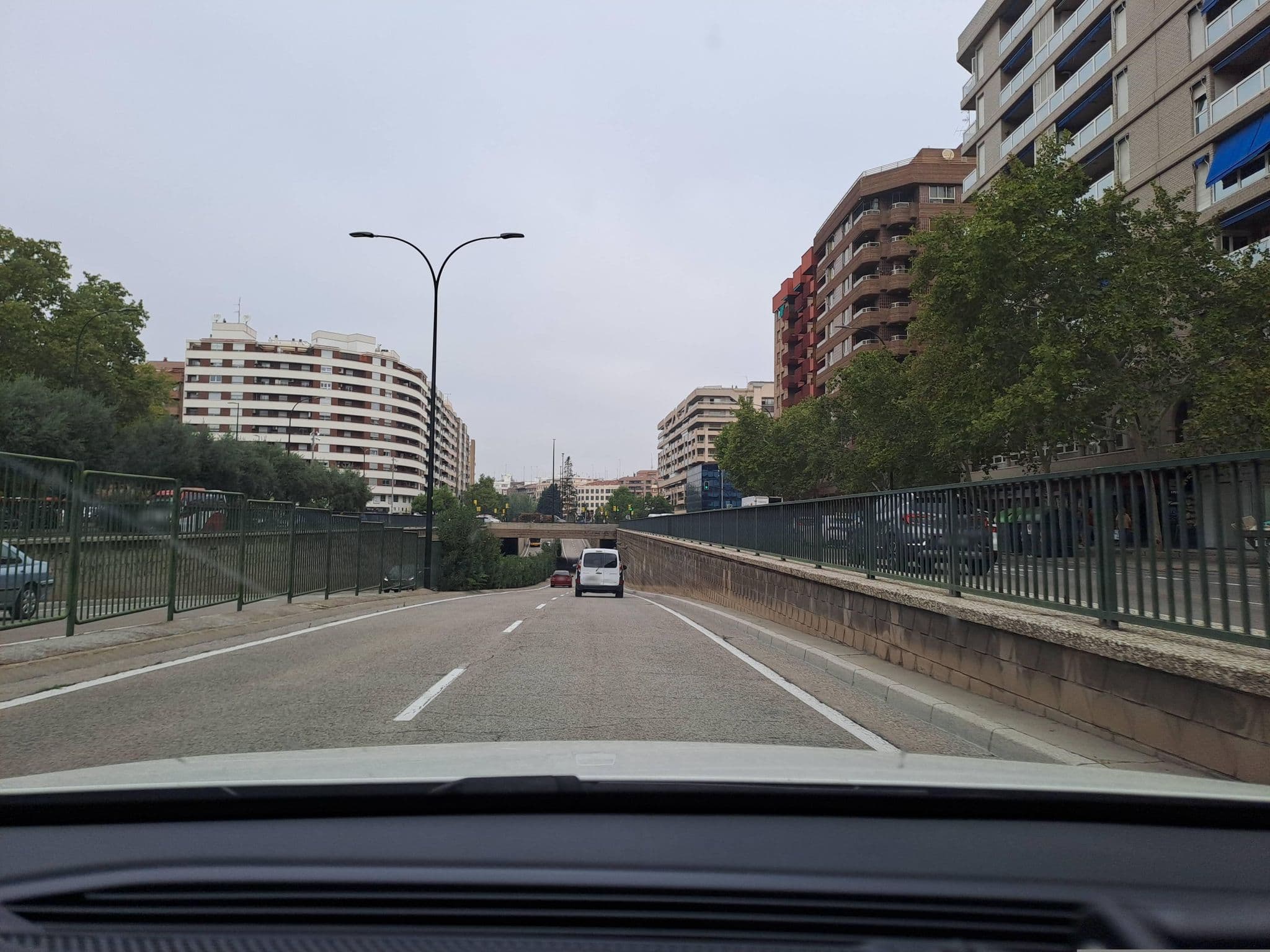 Street view near Los Arcos Apartamentos, Zaragoza — © normanm (CC BY-SA · Mapillary)