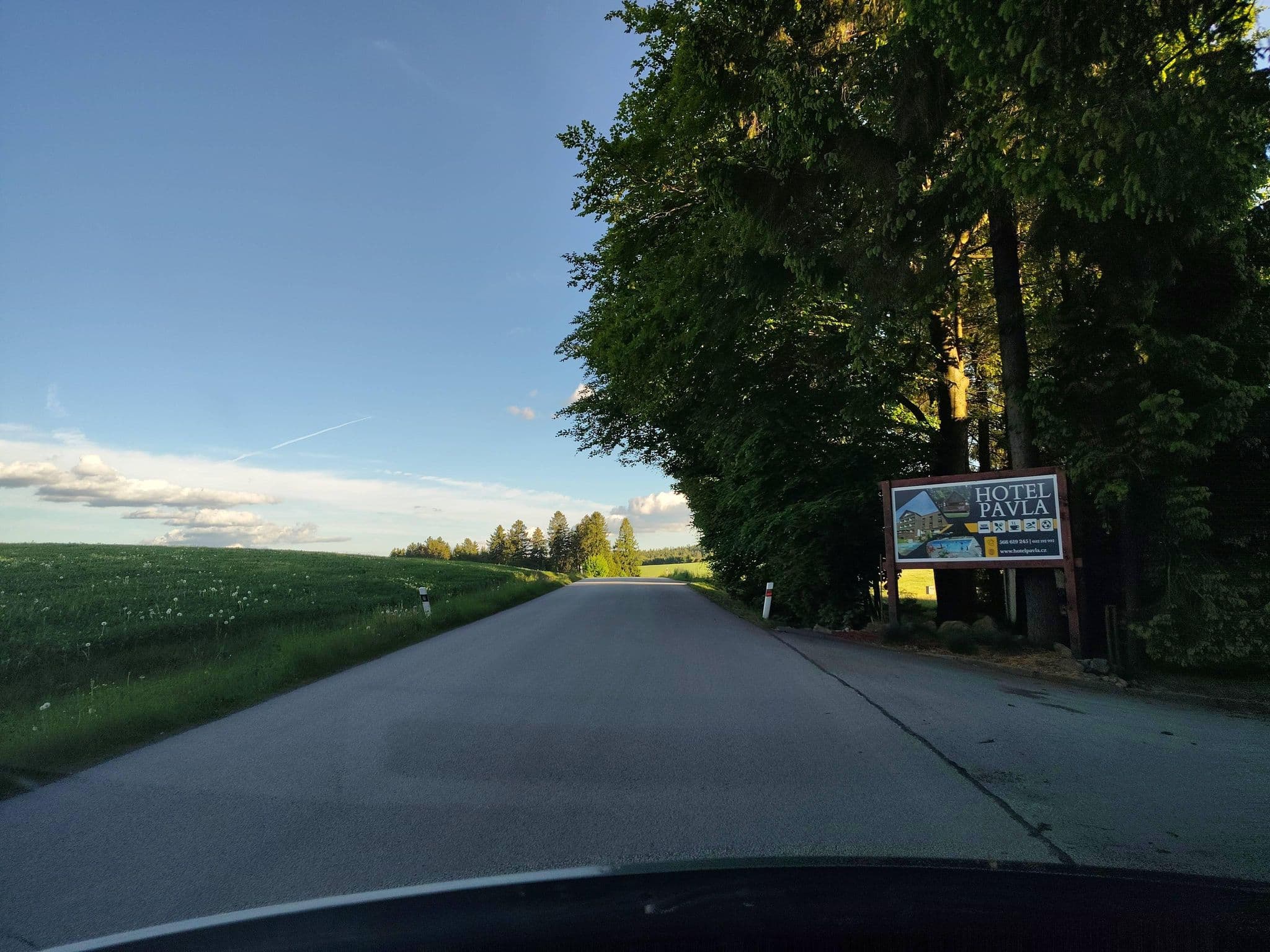 Street view near Hotel Pavla, Nové Město na Moravě — © vrabcak (CC BY-SA · Mapillary)