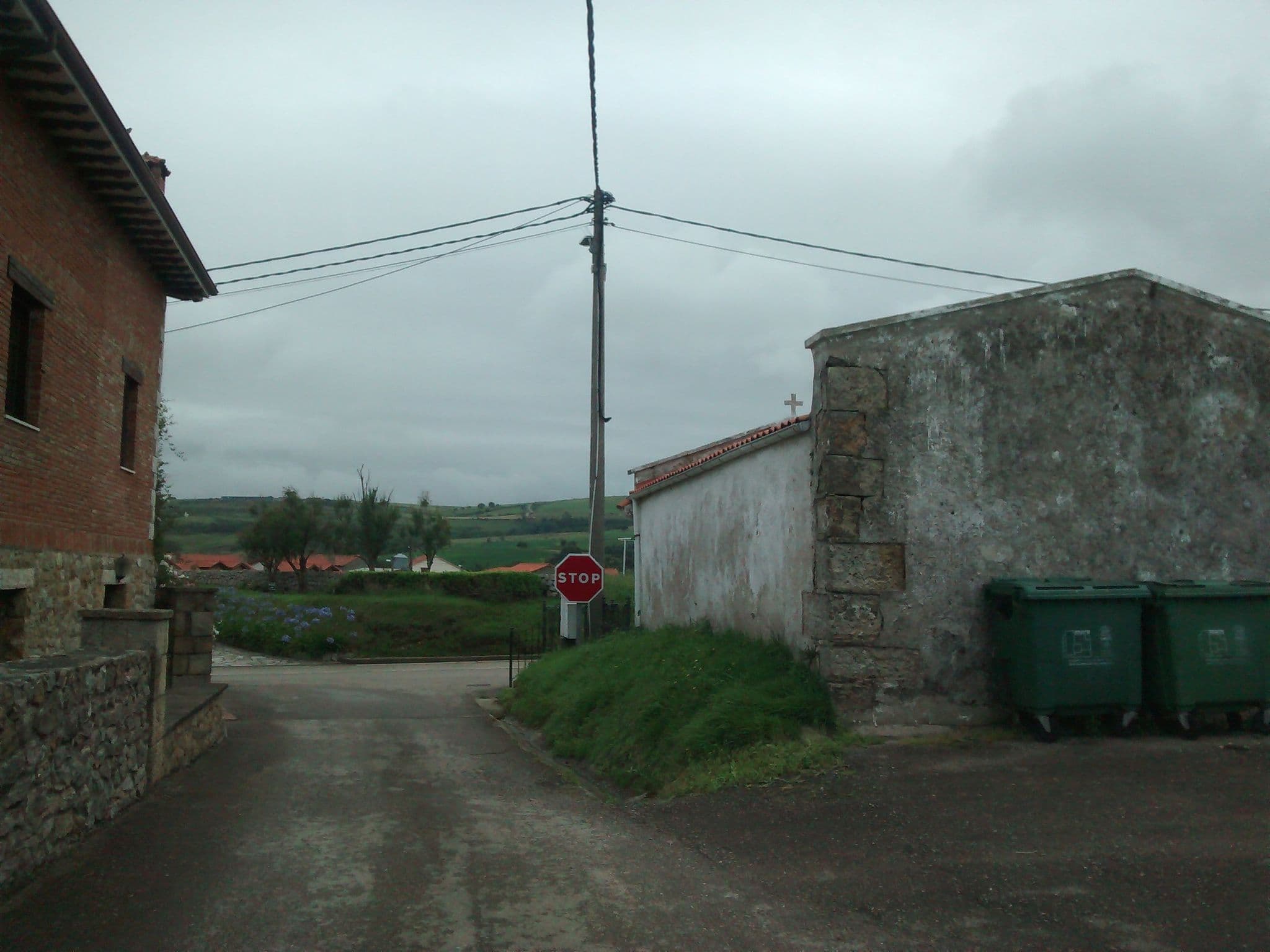 Street view near Apartamentos el Solo, Santillana — © egofer (CC BY-SA · Mapillary)