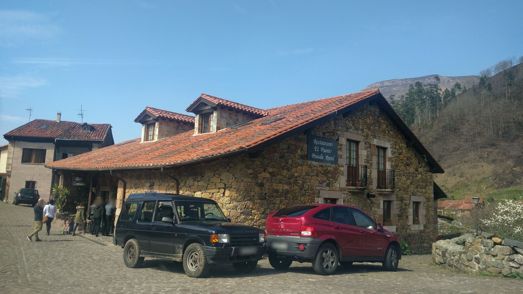 Street view near Posada Rural El Puente, Cabezón de la Sal — © egofer (CC BY-SA · Mapillary)