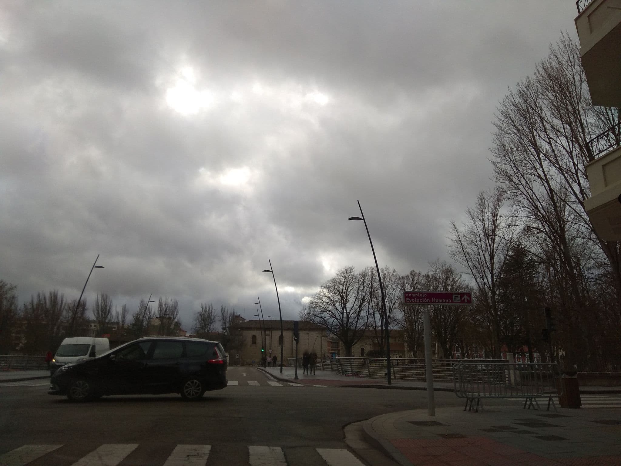 Street view near Hostal Carrales Burgos, Burgos — © egofer (CC BY-SA · Mapillary)
