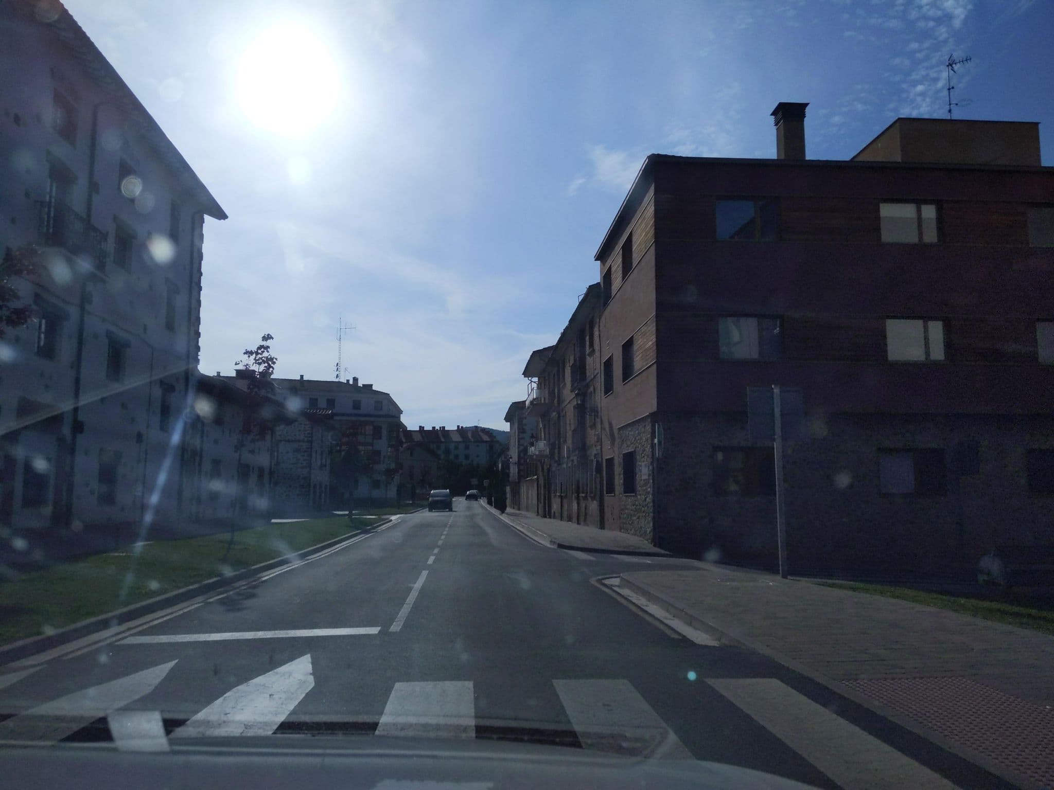 Street view near Apartamentos Turísticos Rincones del Vino, Ezcaray — © rubencarbonero (CC BY-SA · Mapillary)
