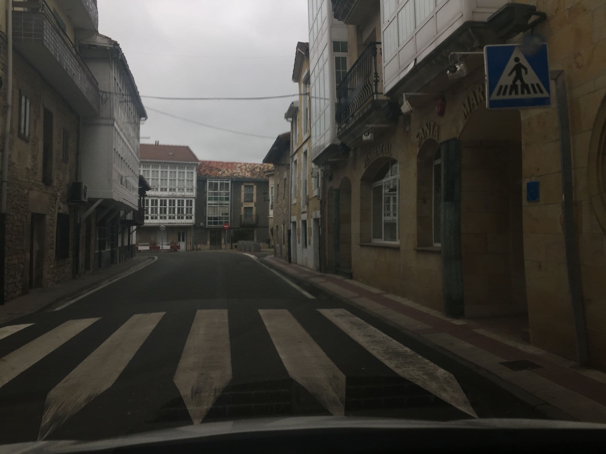 Street view near Hotel La Rubia, Medina de Pomar — © pmp (CC BY-SA · Mapillary)