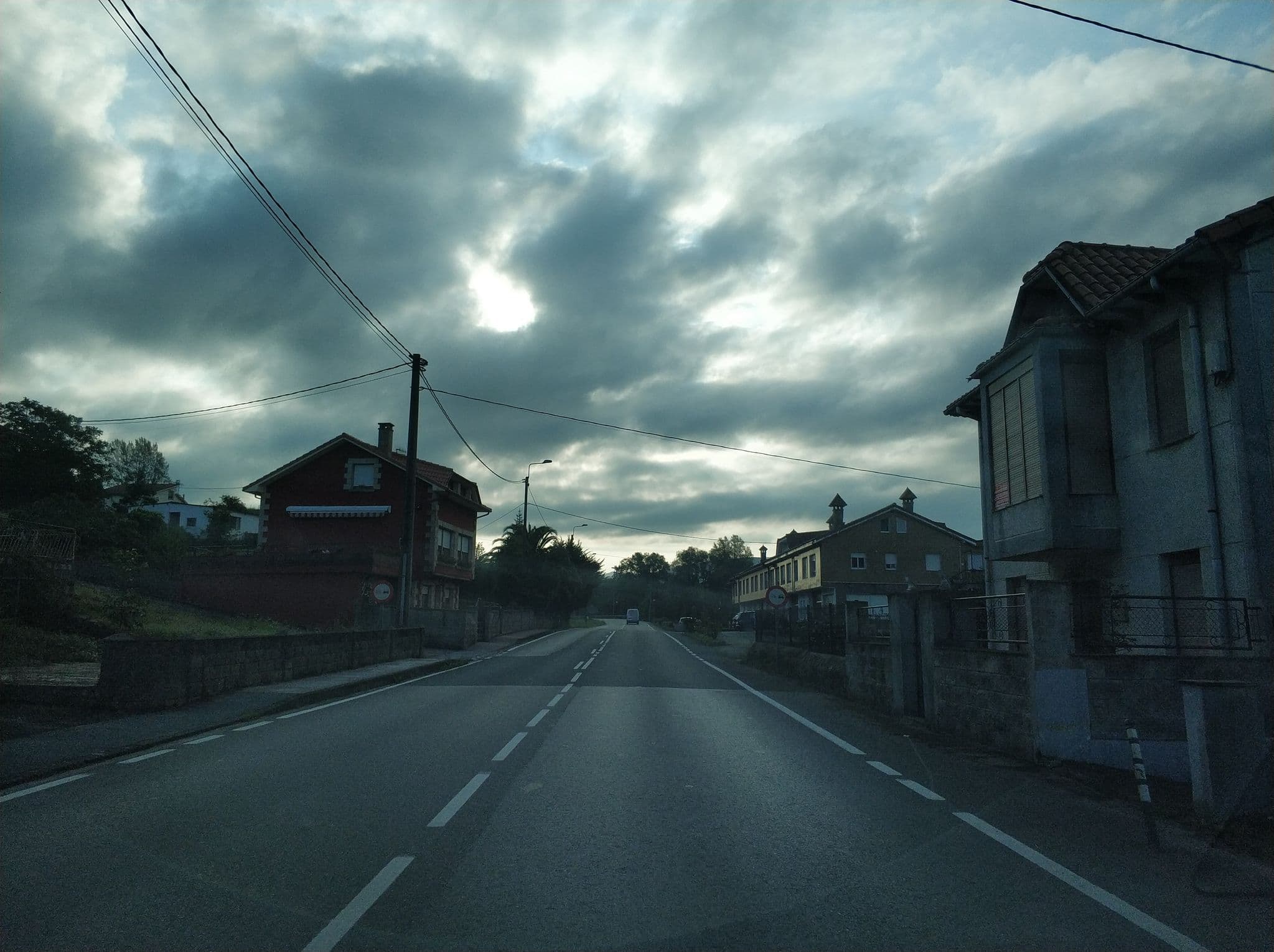 Street view near Pensión la Campanilla, Santa María de Cayón — © javitum (CC BY-SA · Mapillary)