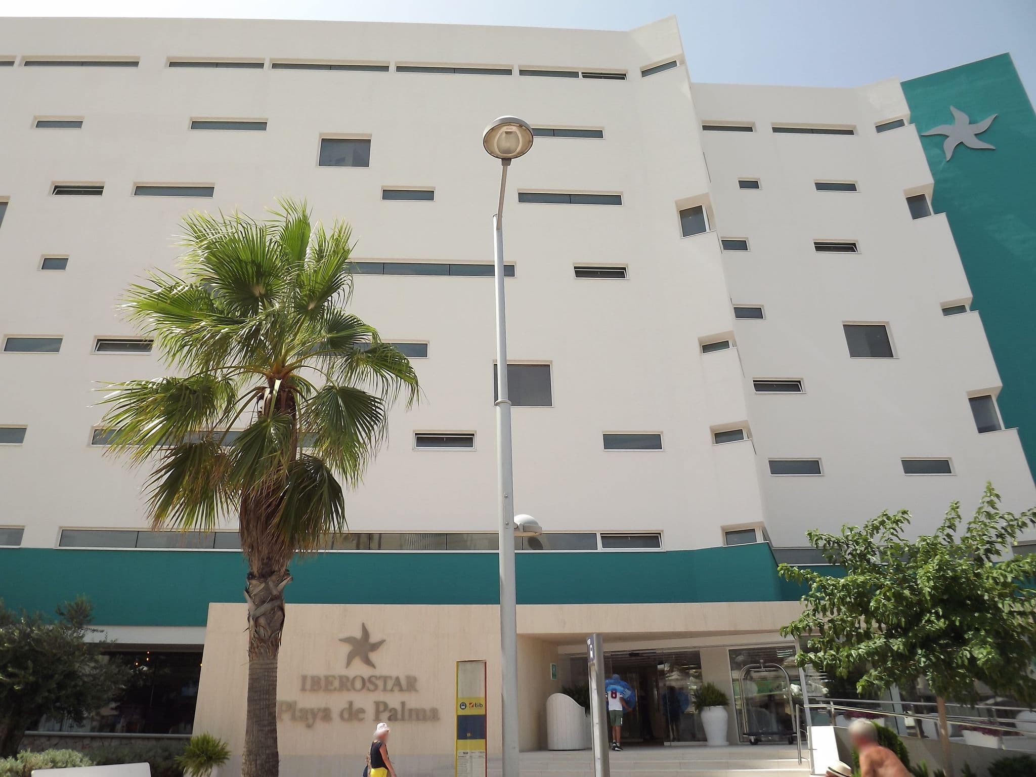 Street view near IBEROSTAR Playa de Palma, Can Pastilla — © negro (CC BY-SA · Mapillary)