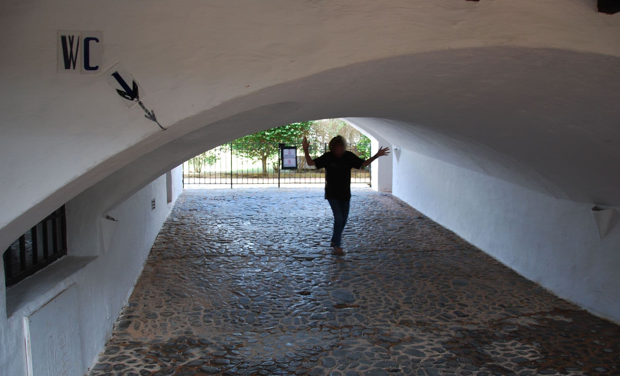 Street view near Apartamentos HLG Binivell Park, Sant Lluís — © klypern (CC BY-SA · Mapillary)