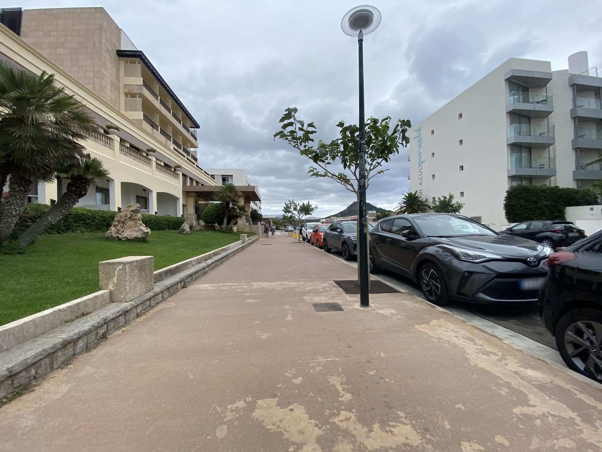 Street view near Hotel Lobby Bella Playa, Cala Rajada — © vadi (CC BY-SA · Mapillary)