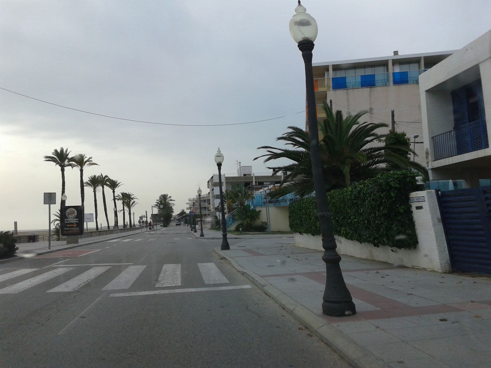 Street view near Hotel Vita Comarruga, Coma-ruga — © yopaseopor (CC BY-SA · Mapillary)