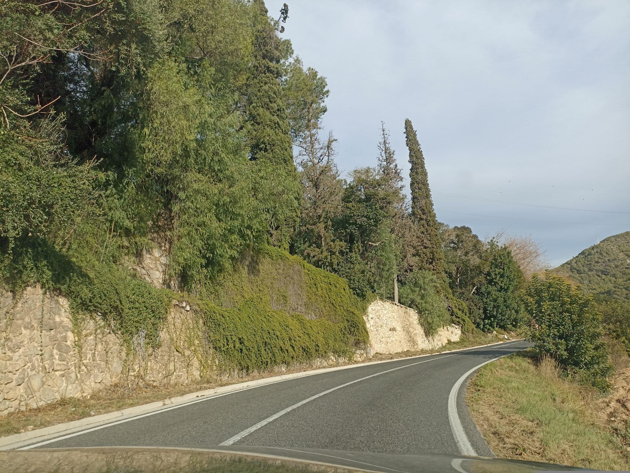 Street view near Villa Catalina, Sant Pere de Ribes — © toniserra (CC BY-SA · Mapillary)