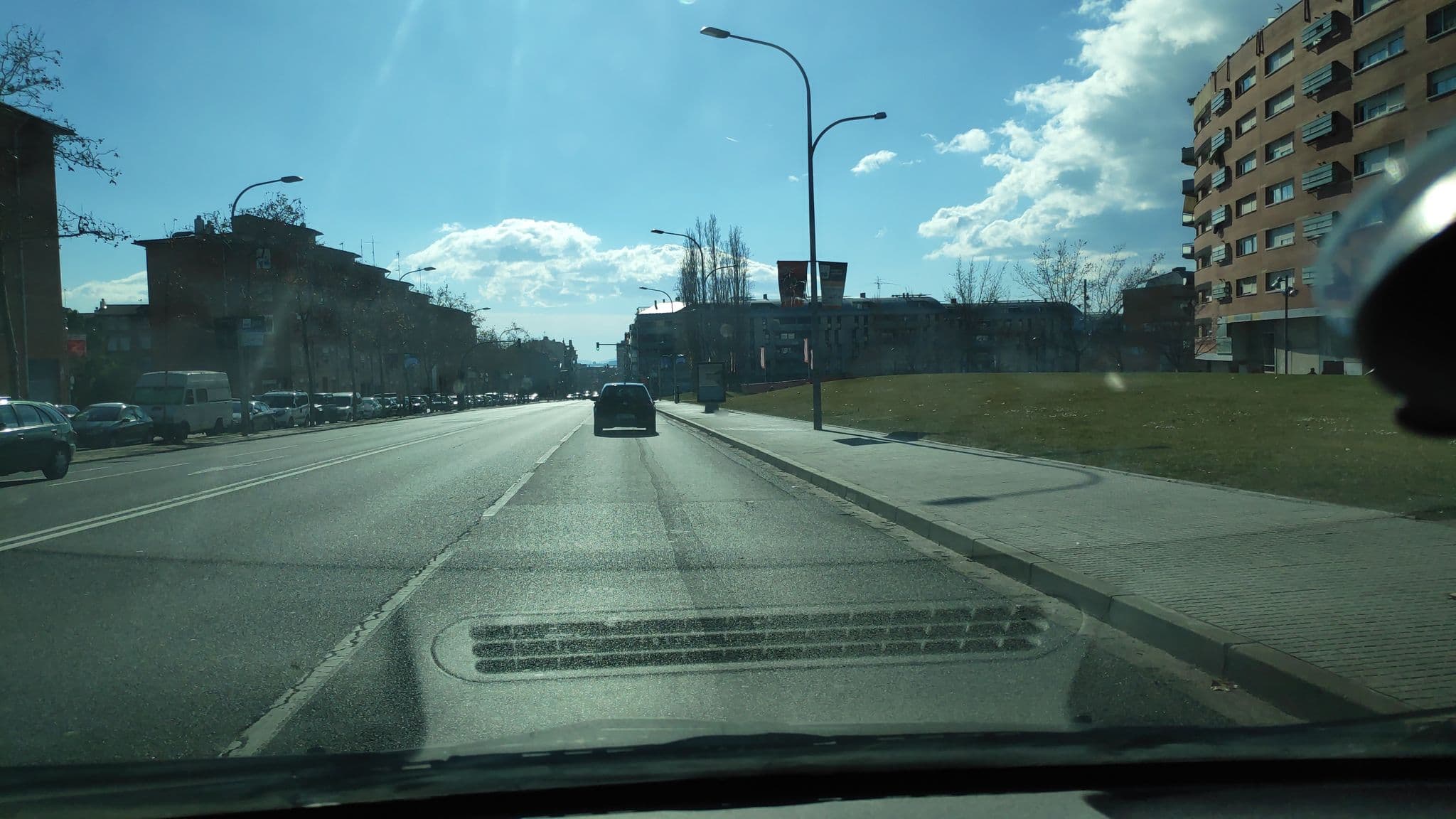 Street view near Alex Resort, Terrassa — © albertandaluz (CC BY-SA · Mapillary)