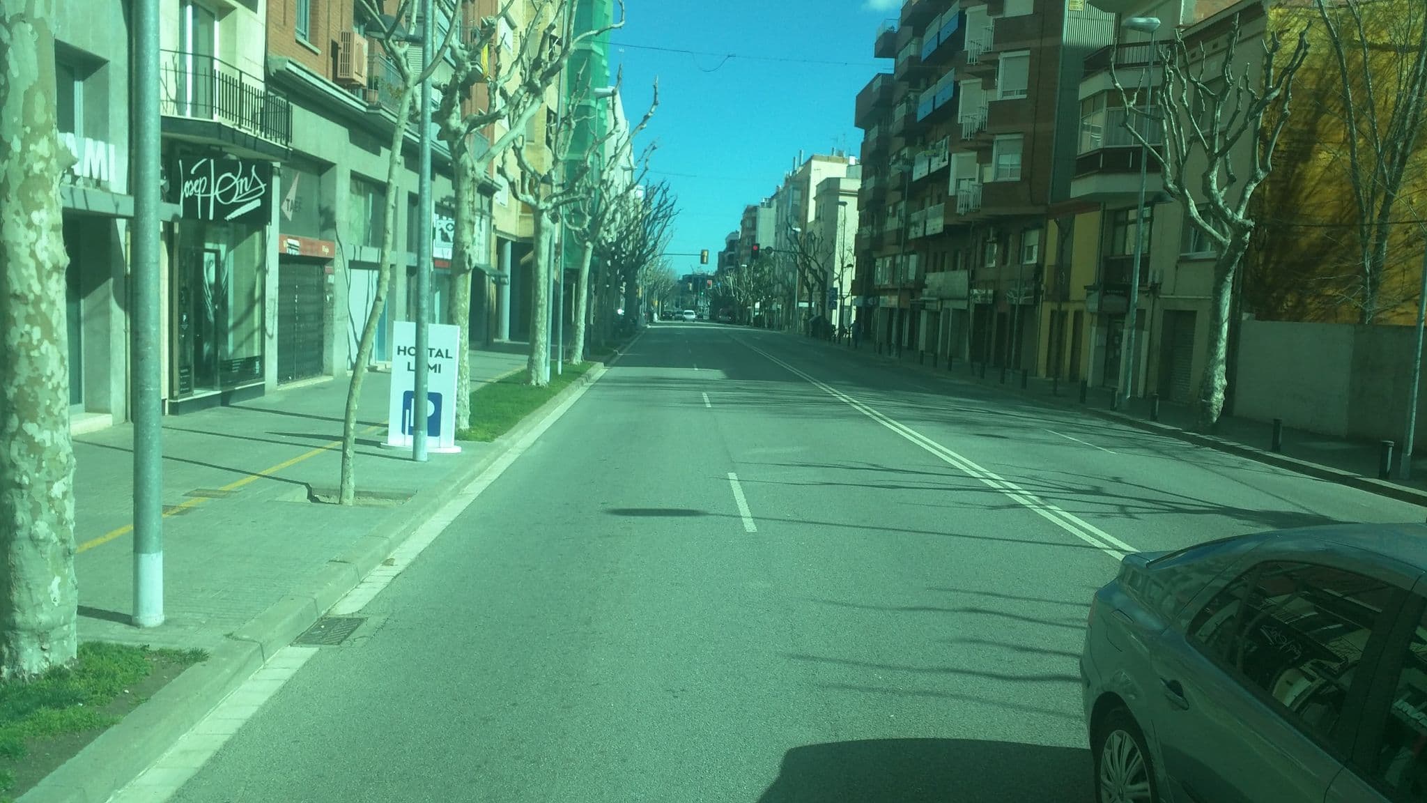 Street view near Hostal Lami Esplugues de Llobregat, Esplugues de Llobregat — © gcq (CC BY-SA · Mapillary)
