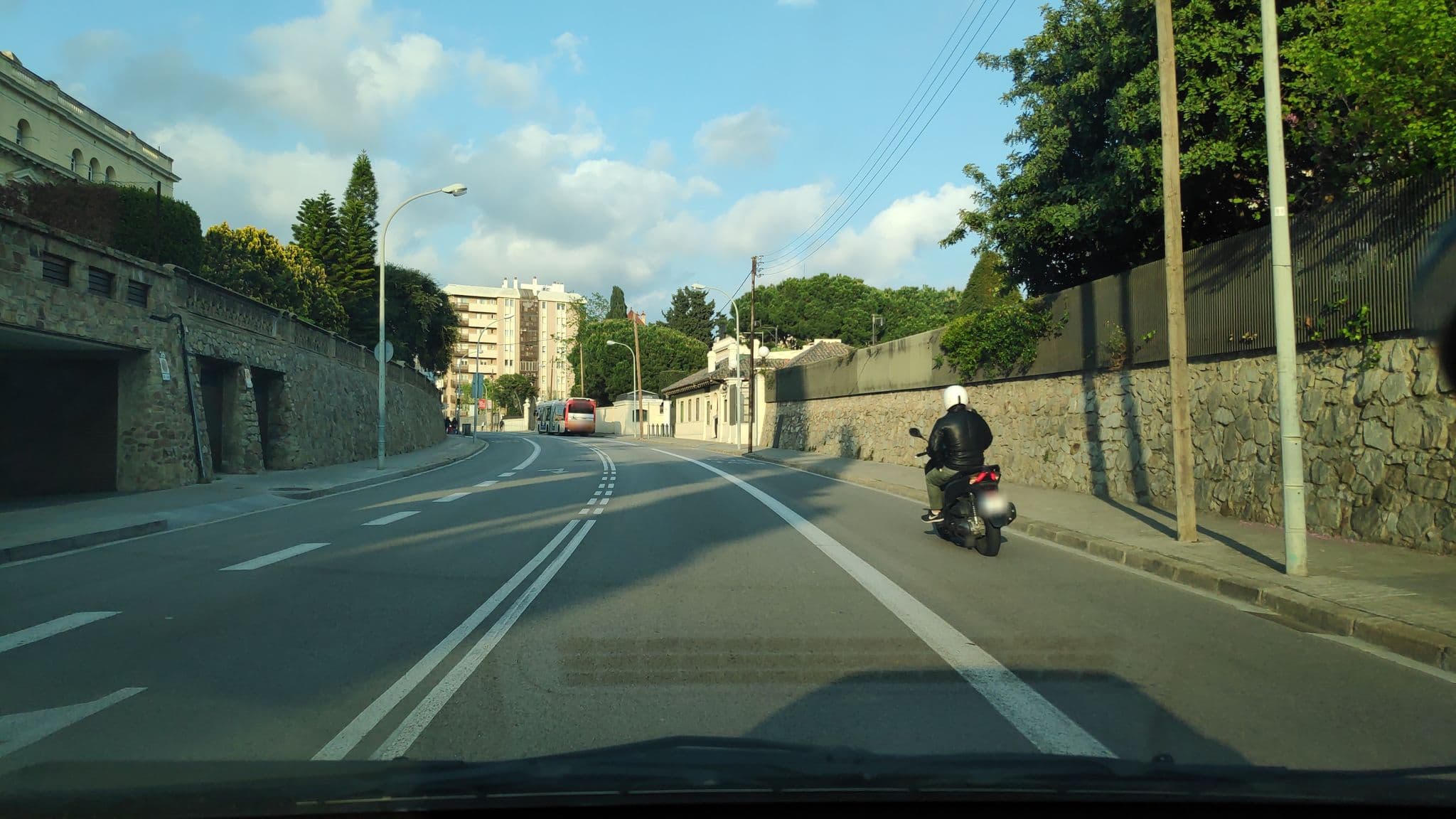 Street view near CasaReal, Sarrià — © albertandaluz (CC BY-SA · Mapillary)
