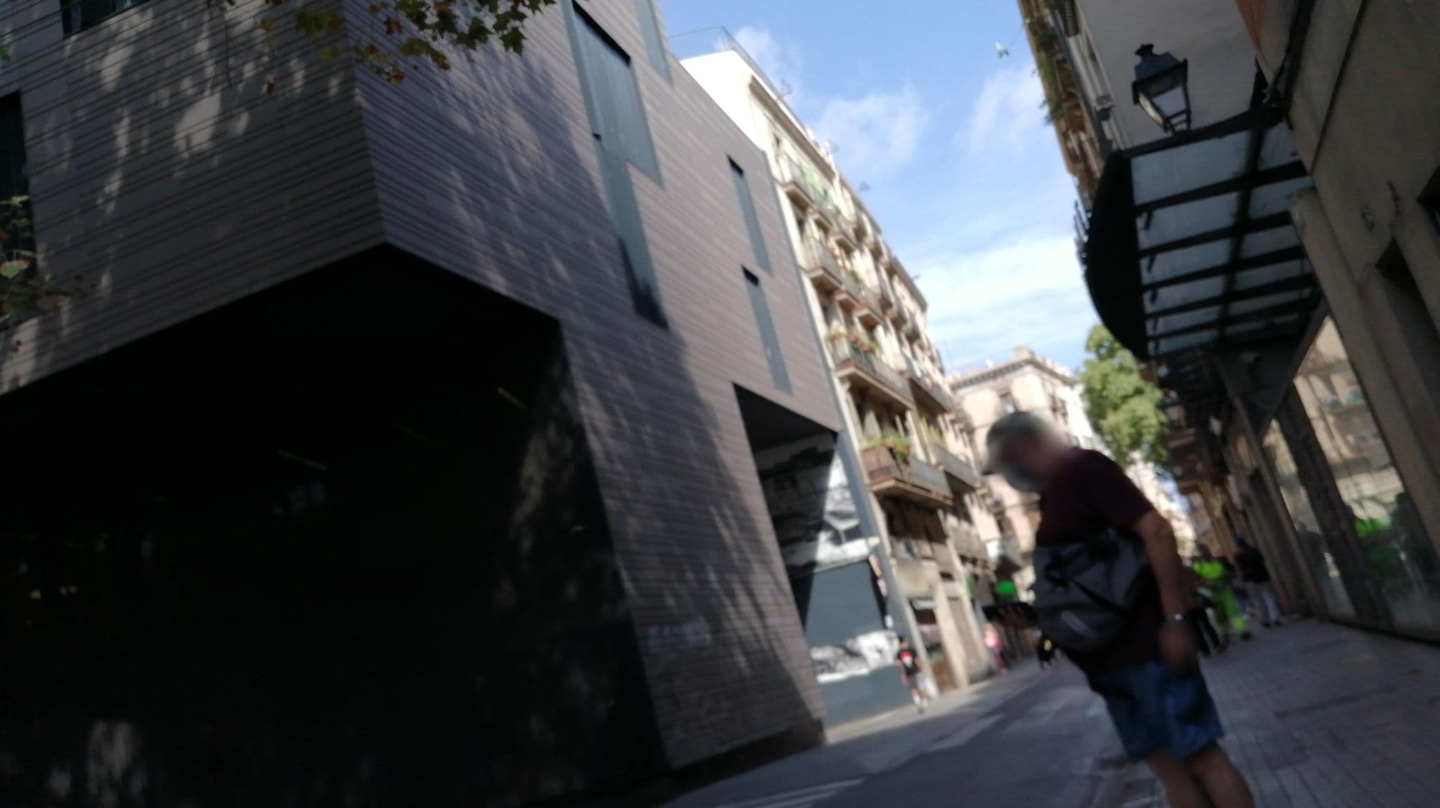 Street view near Hostel Center, el Raval — © alememex (CC BY-SA · Mapillary)