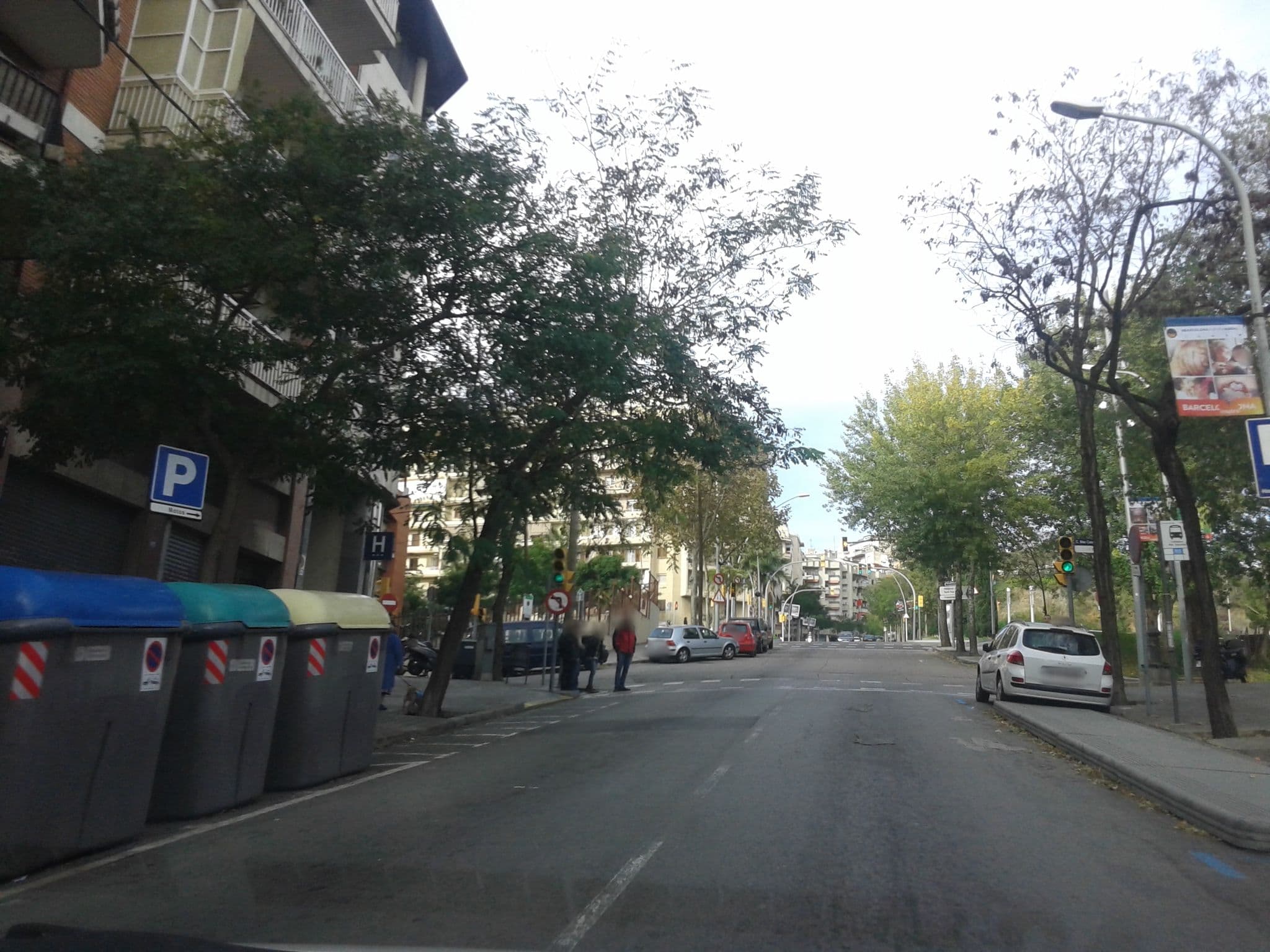 Street view near Hotel Medium Aristol, el Baix Guinardó — © yopaseopor (CC BY-SA · Mapillary)
