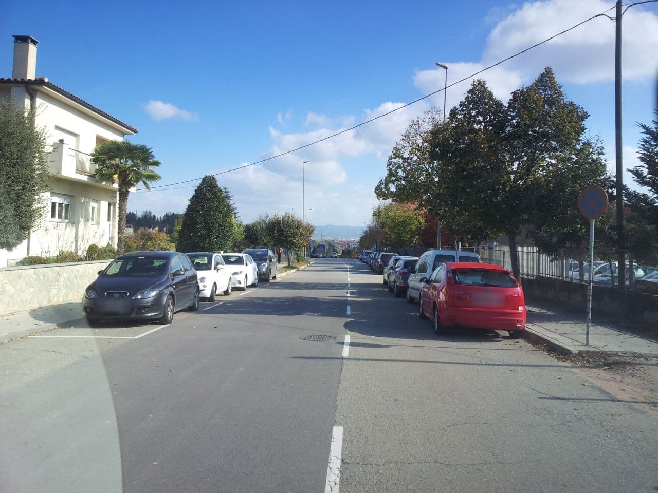 Street view near Alberg Vic Xanascat, Vic — © fermi_t (CC BY-SA · Mapillary)