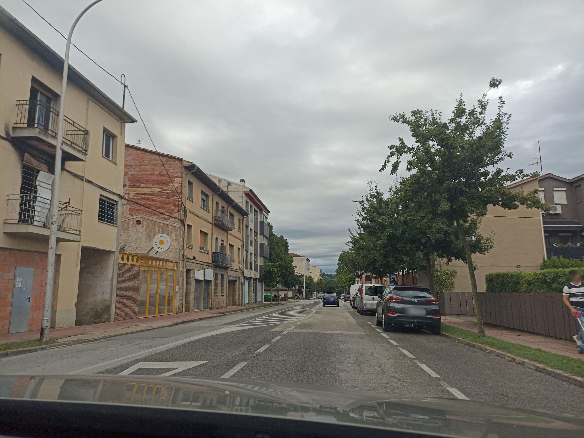 Street view near Hotel Estació, Olot — © toniserra (CC BY-SA · Mapillary)