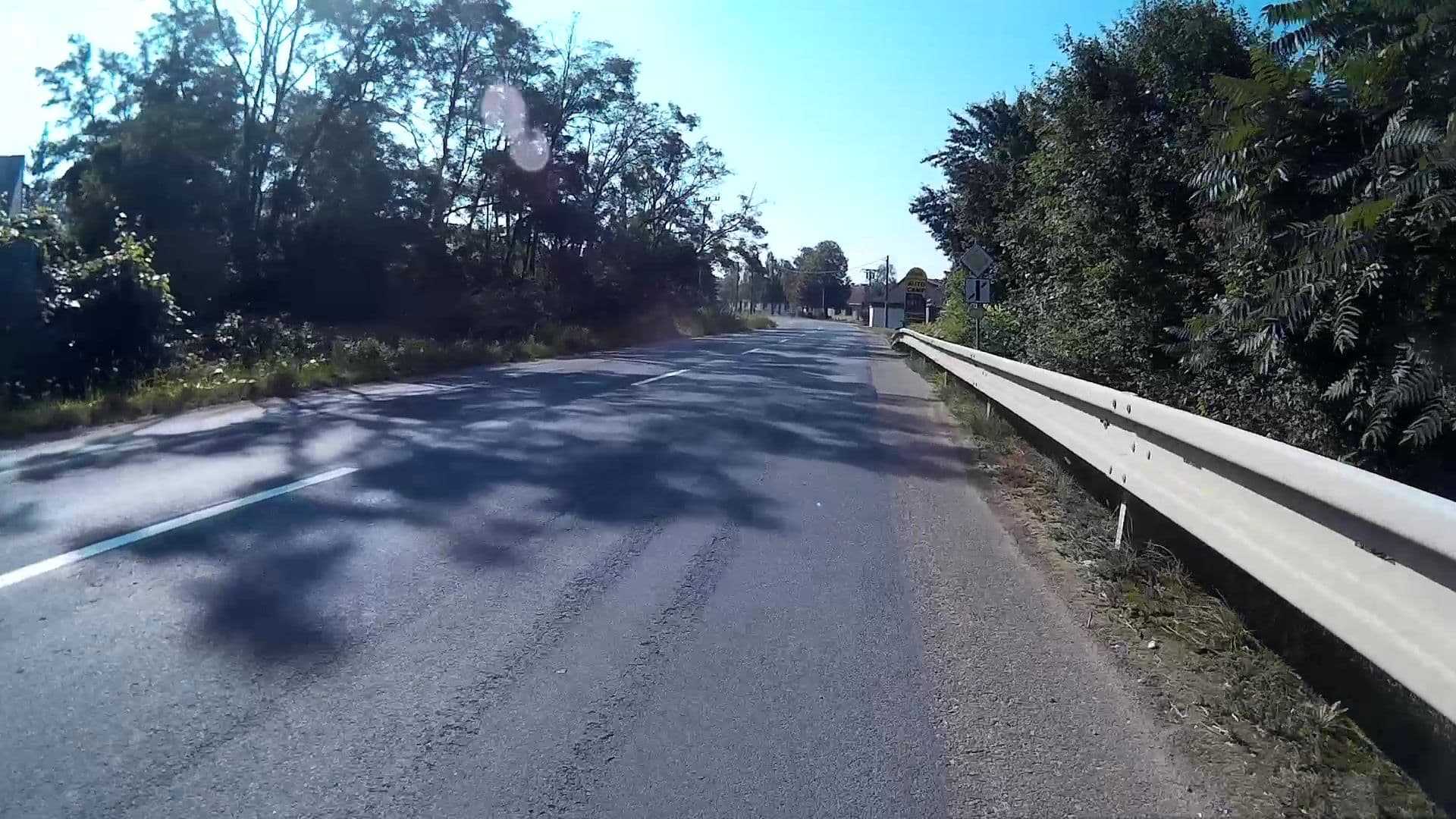 Street view near AutoKemp Erika, Drnholec — © hcz (CC BY-SA · Mapillary)
