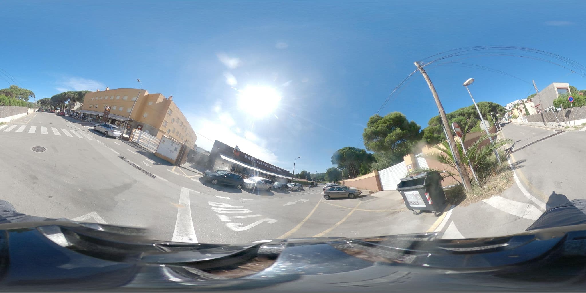 Street view near Apartamentos Cala Montgò, l'Escala — © jlstanus (CC BY-SA · Mapillary)