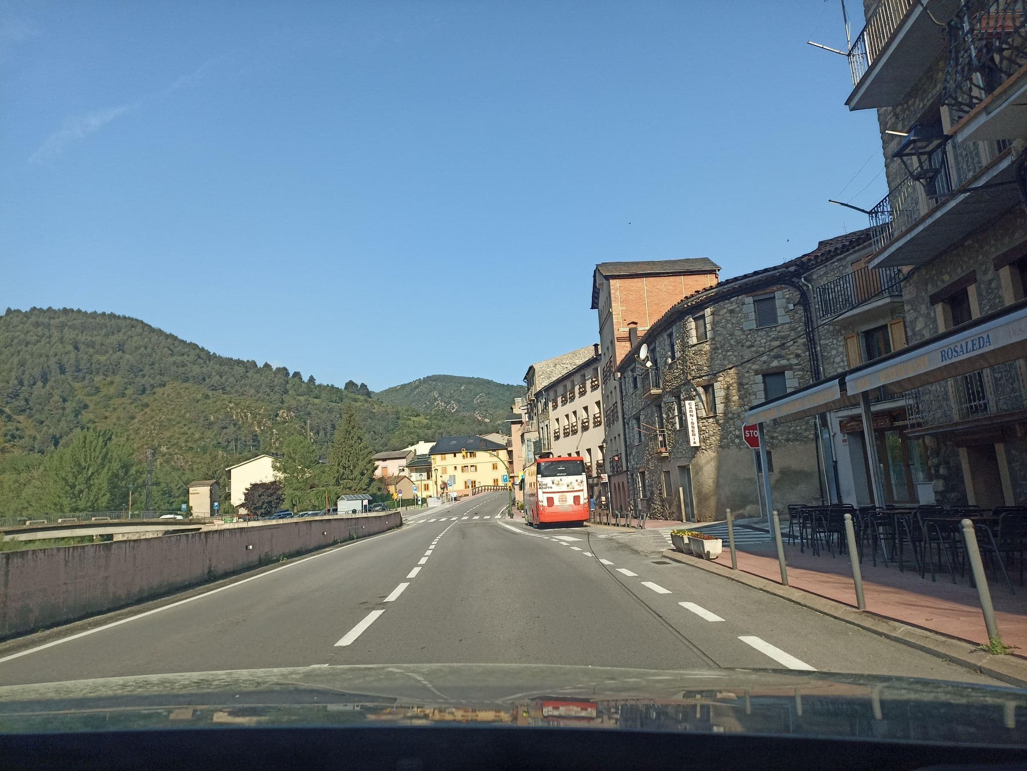 Street view near Cal Zet, Toloriu — © toniserra (CC BY-SA · Mapillary)