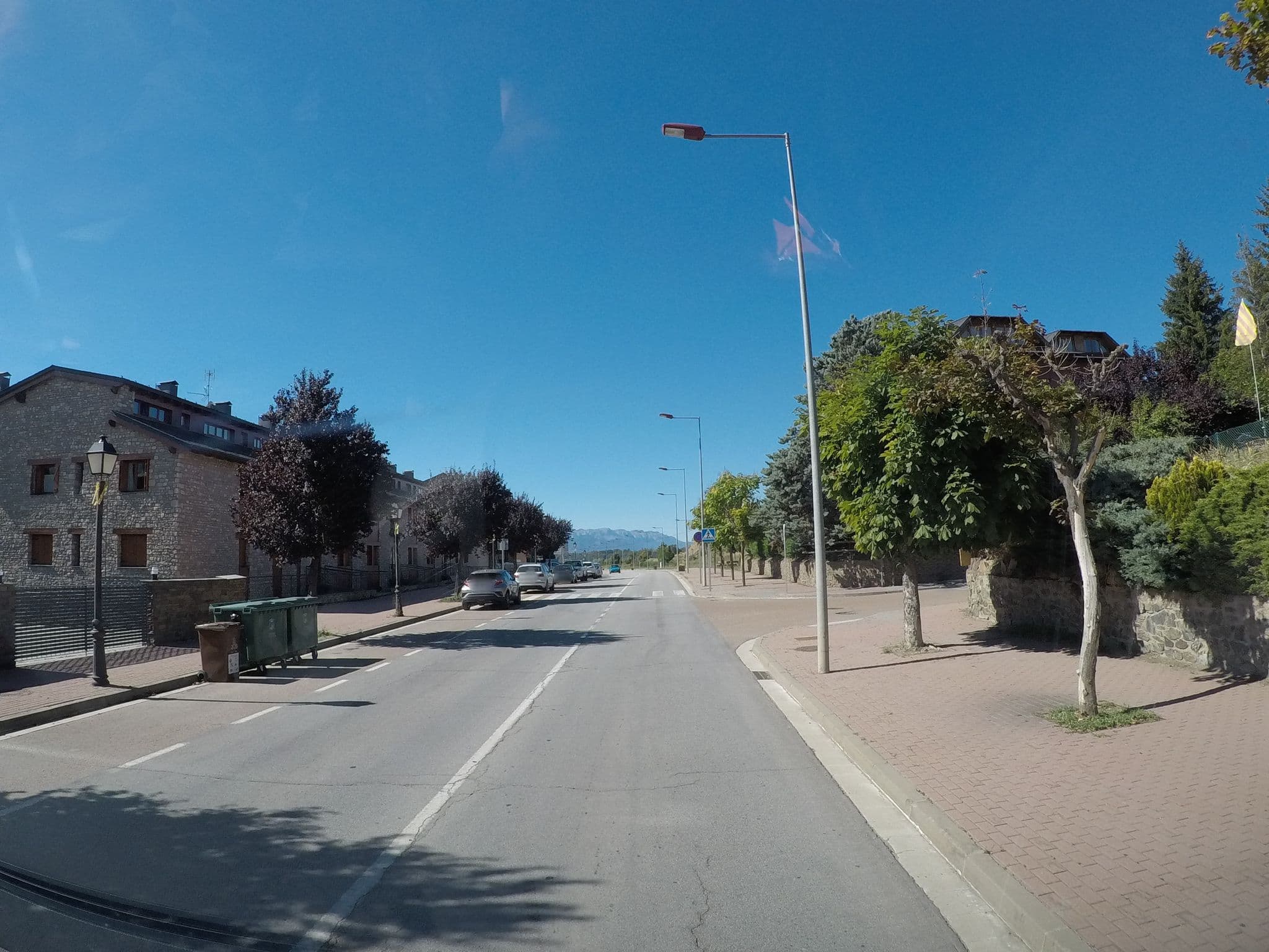 Street view near Apto. Les Bulloses, Llívia — © yaron (CC BY-SA · Mapillary)