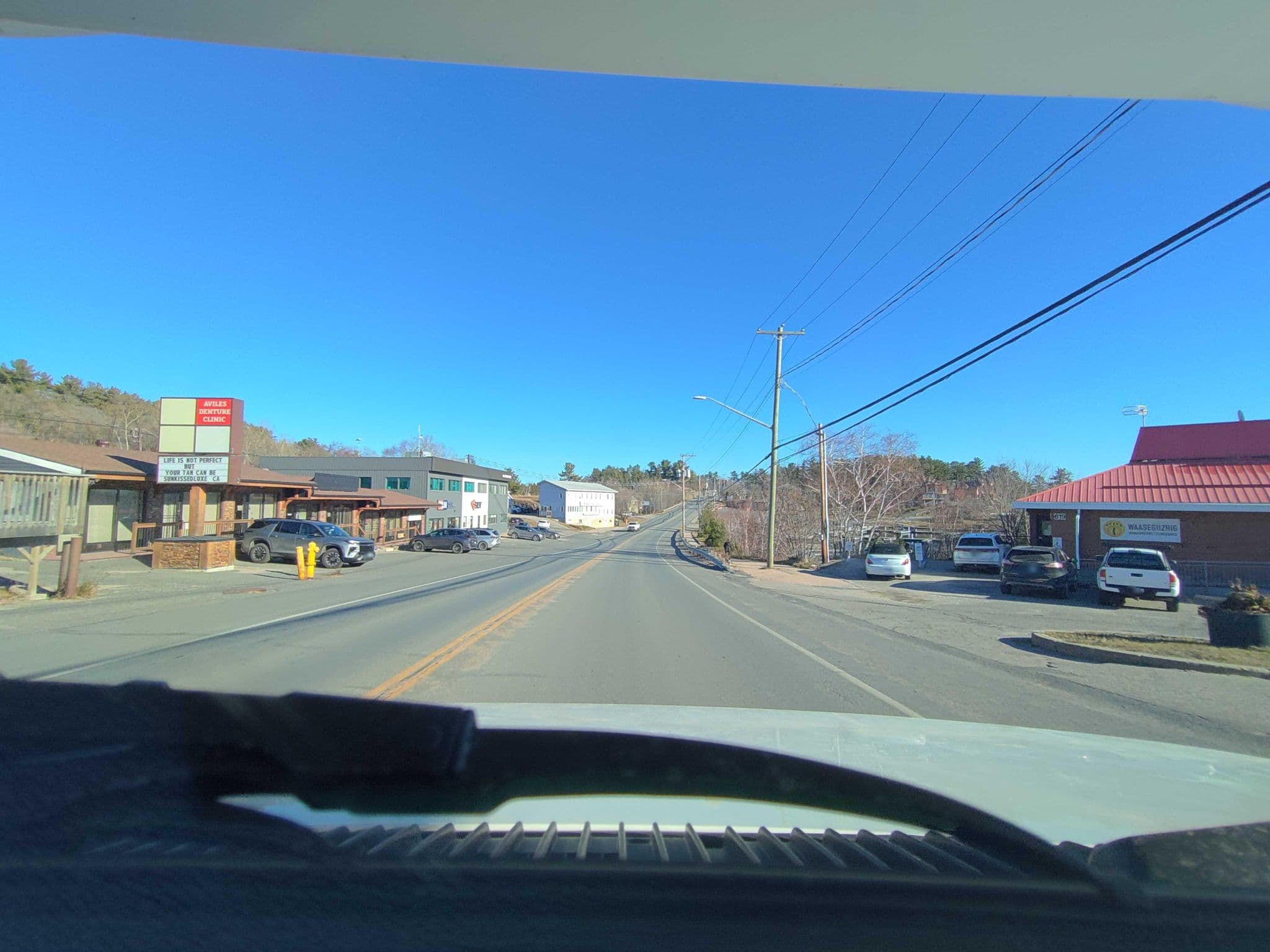Street view near Tower motel, Kenora — © kibour (CC BY-SA · Mapillary)