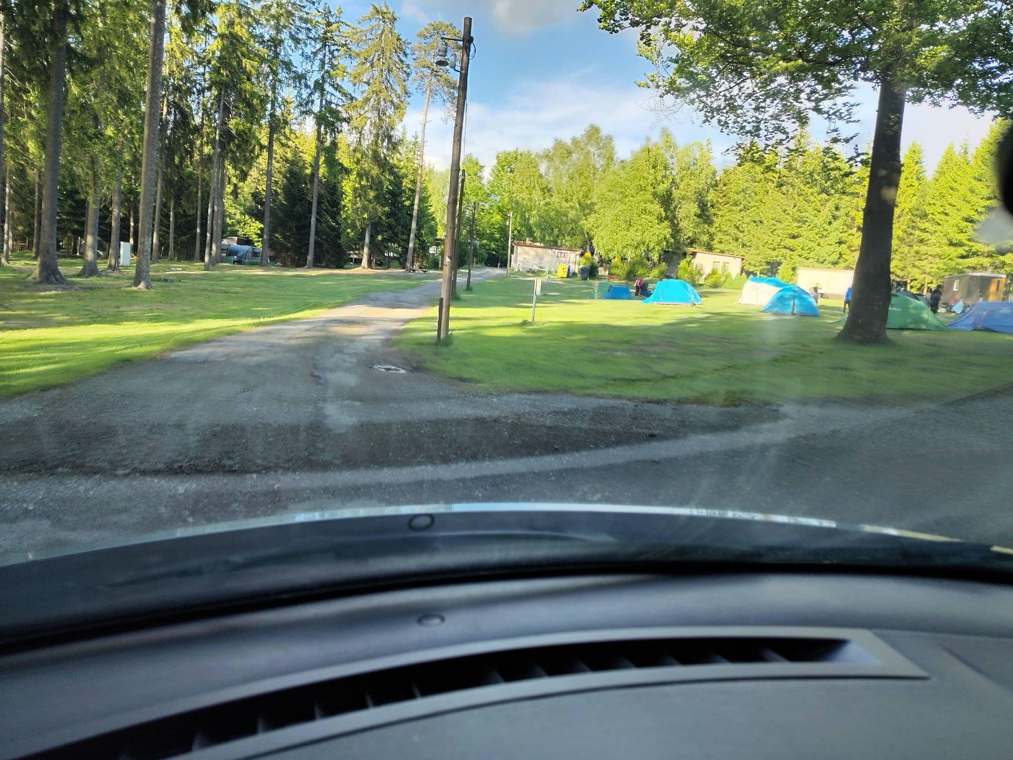 Street view near Autokemp Sykovec, Nové Město na Moravě — © vrabcak (CC BY-SA · Mapillary)