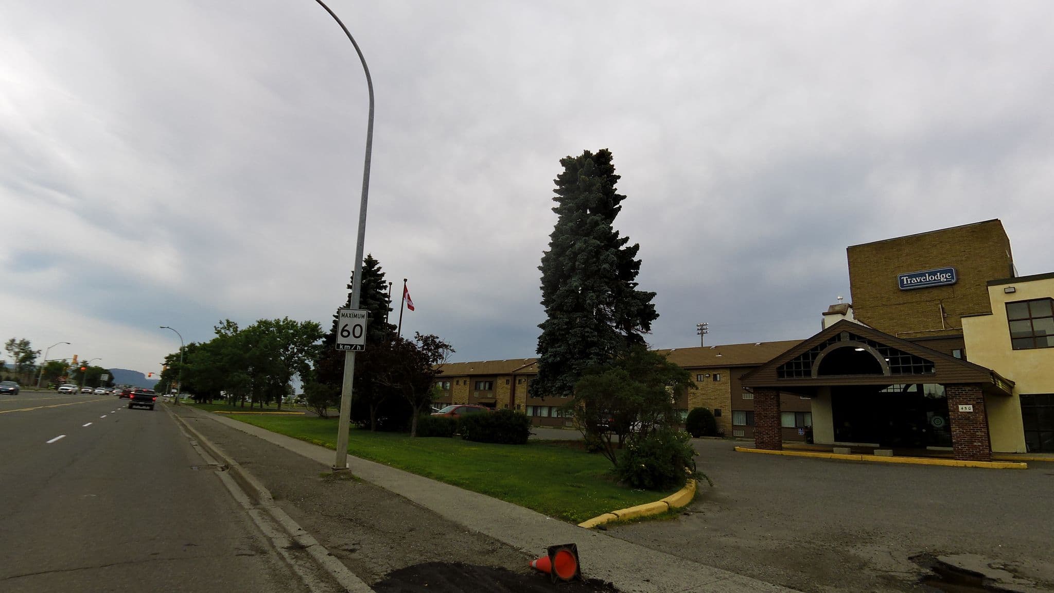Street view near Travel Lodge Thunderbay, Academy Heights — © rps333 (CC BY-SA · Mapillary)