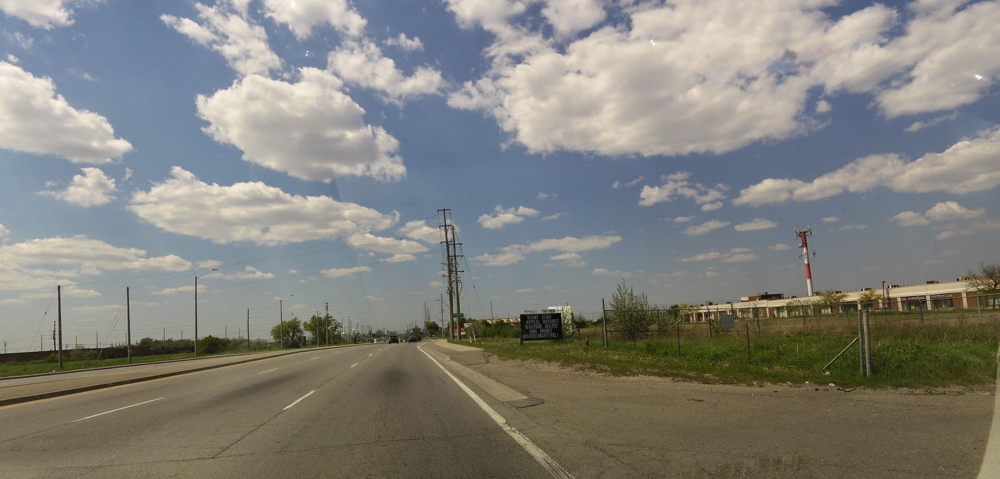 Street view near Tru by Hilton Toronto Airport West, Eringate-Centennial-West Deane — © bootprint (CC BY-SA · Mapillary)