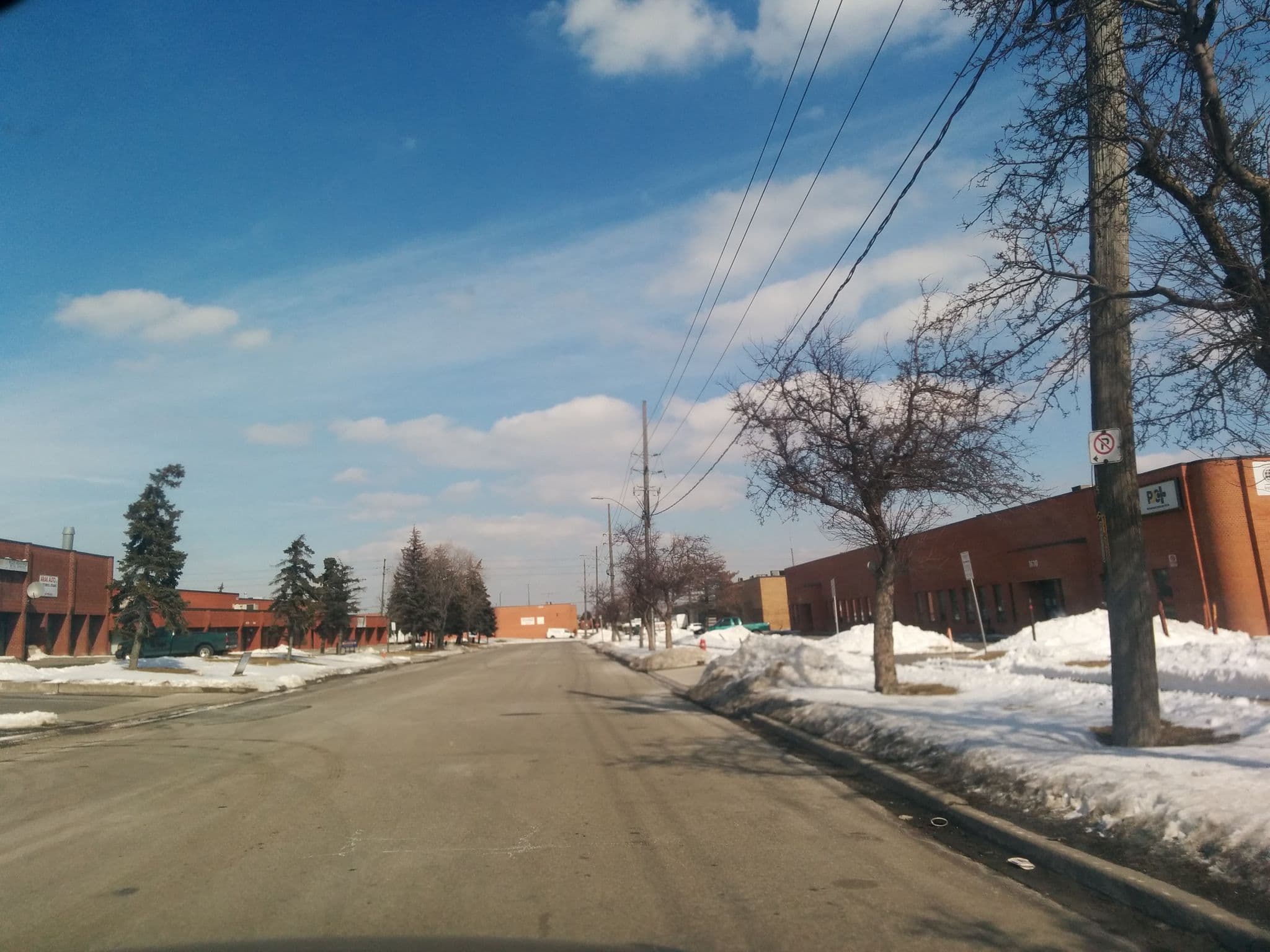 Street view near Automatic Minibar Systems, Eringate-Centennial-West Deane — © bootprint (CC BY-SA · Mapillary)