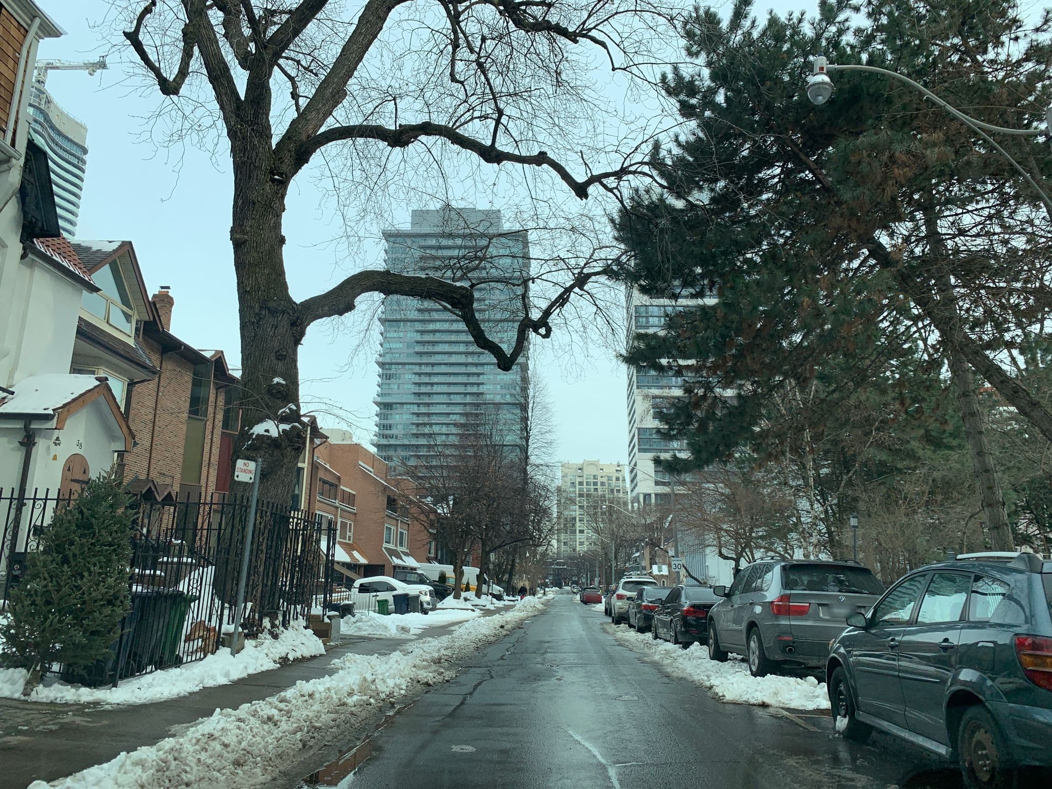 Street view near Margie Townhome Suites, Church-Yonge Corridor — © mdrive (CC BY-SA · Mapillary)