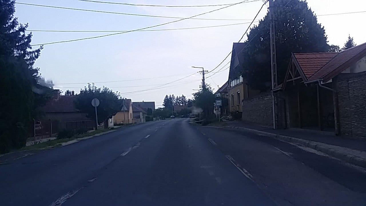 Street view near Kolping Hotel Spa and Family Resort, Alsópáhok — © utvonalfelmeresek (CC BY-SA · Mapillary)