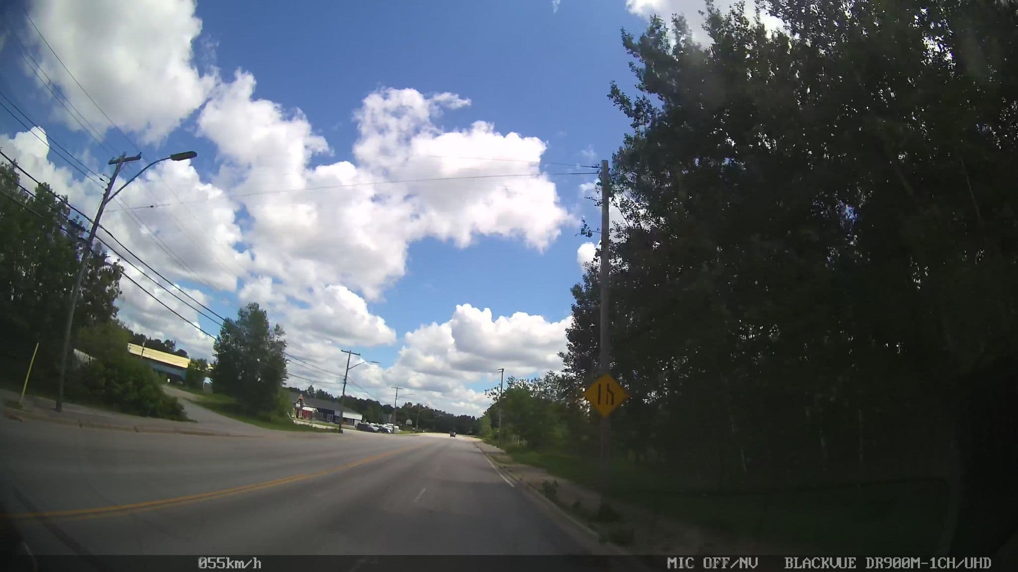 Street view near Arizona Motel, Callander — © rps333 (CC BY-SA · Mapillary)